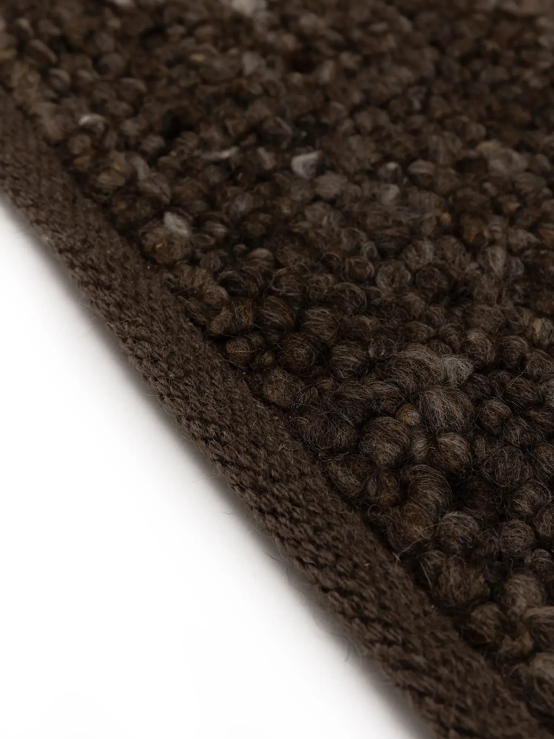 Teppich aus 70% Wolle, 30% Jute in Braun mit 70% Wolle, 30% Jute hohem Flor von benuta Pure