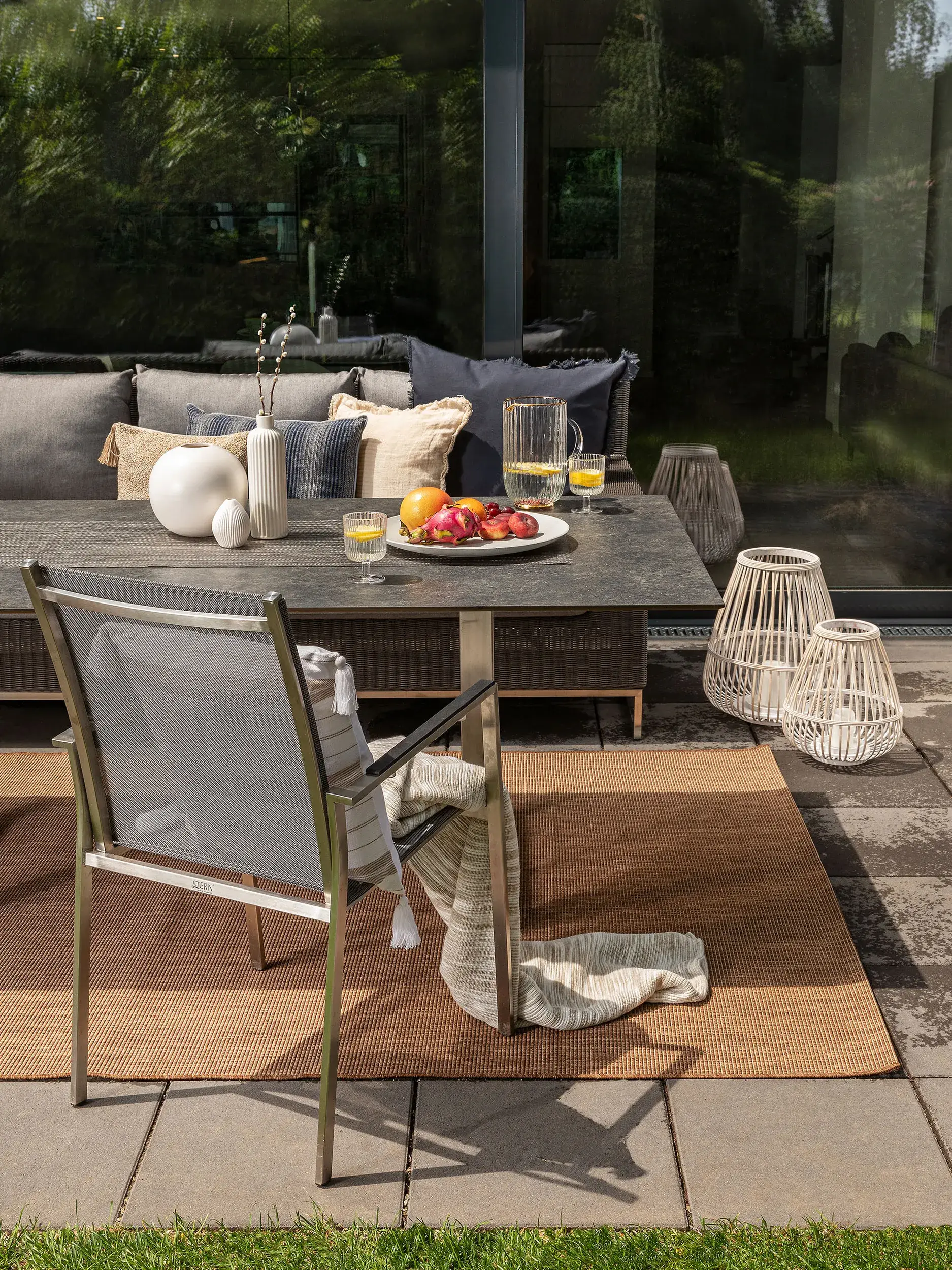 Rug made of 100% Polypropylen in Braun with a 100% Polypropylen high pile by benuta Nest