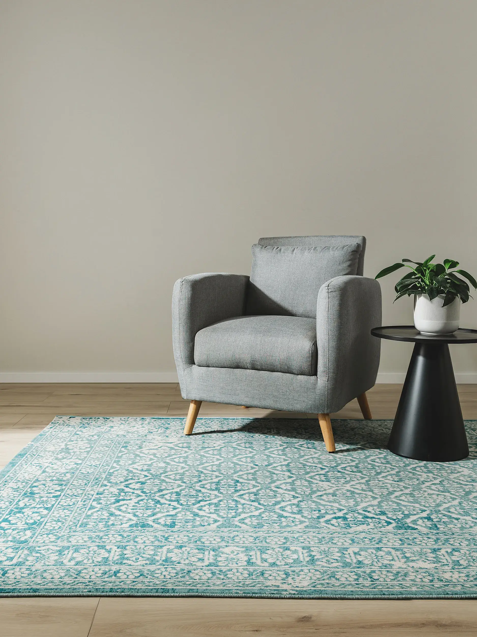 Tapis en 100% Polypropylène en Turquoise avec une pile de 100% Polypropylène de hauteur de benuta nest