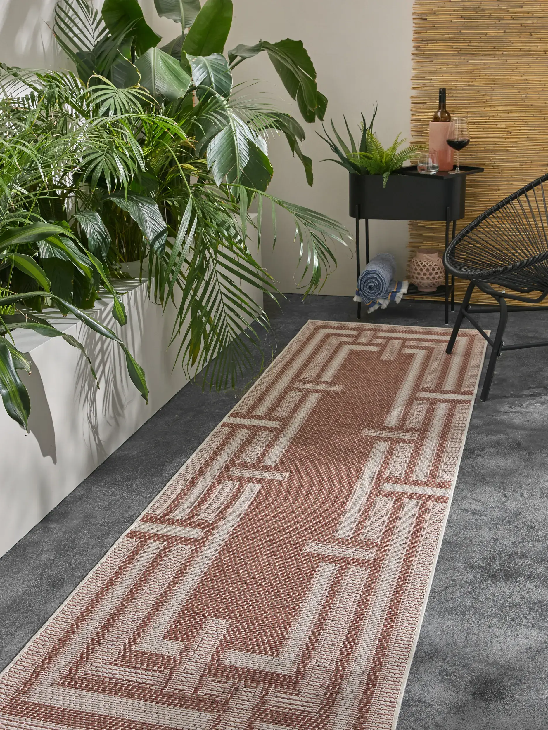 Teppich aus 100% Polypropylen in Braun mit 100% Polypropylen hohem Flor von benuta Nest