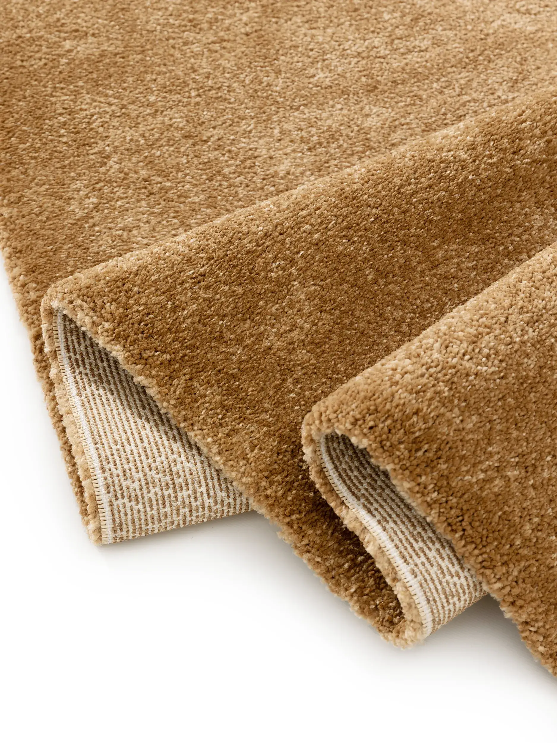 Teppe av 100% Polypropylen i Braun med 100% Polypropylen høy lugg fra benuta Nest