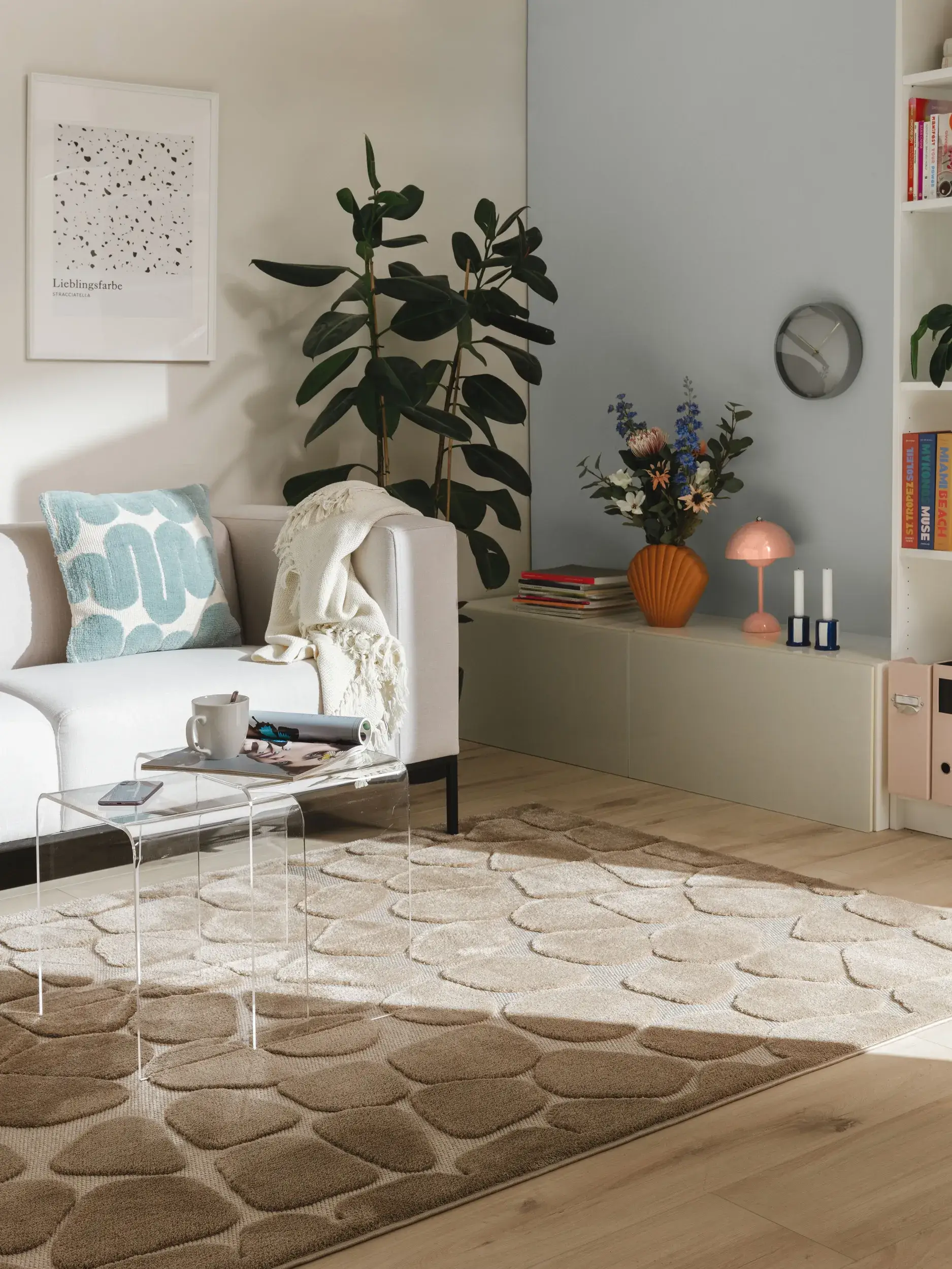 Tapis en 100% Polyester (Microfibre) en Taupe avec une pile de 100% Polyester (Microfibre) de hauteur de benuta POP