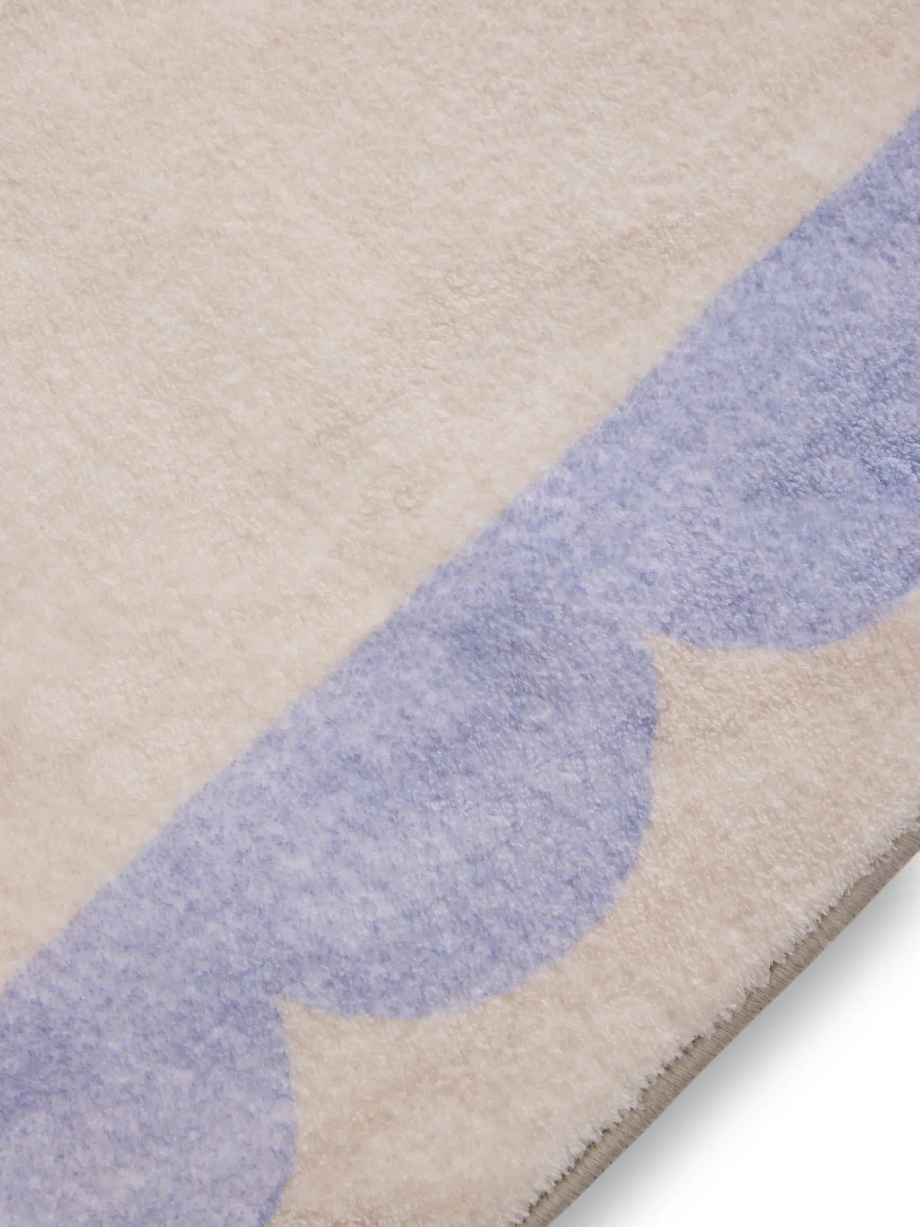 Rug made of 100% Polyester in Purple with a 100% Polyester high pile by benuta Pop