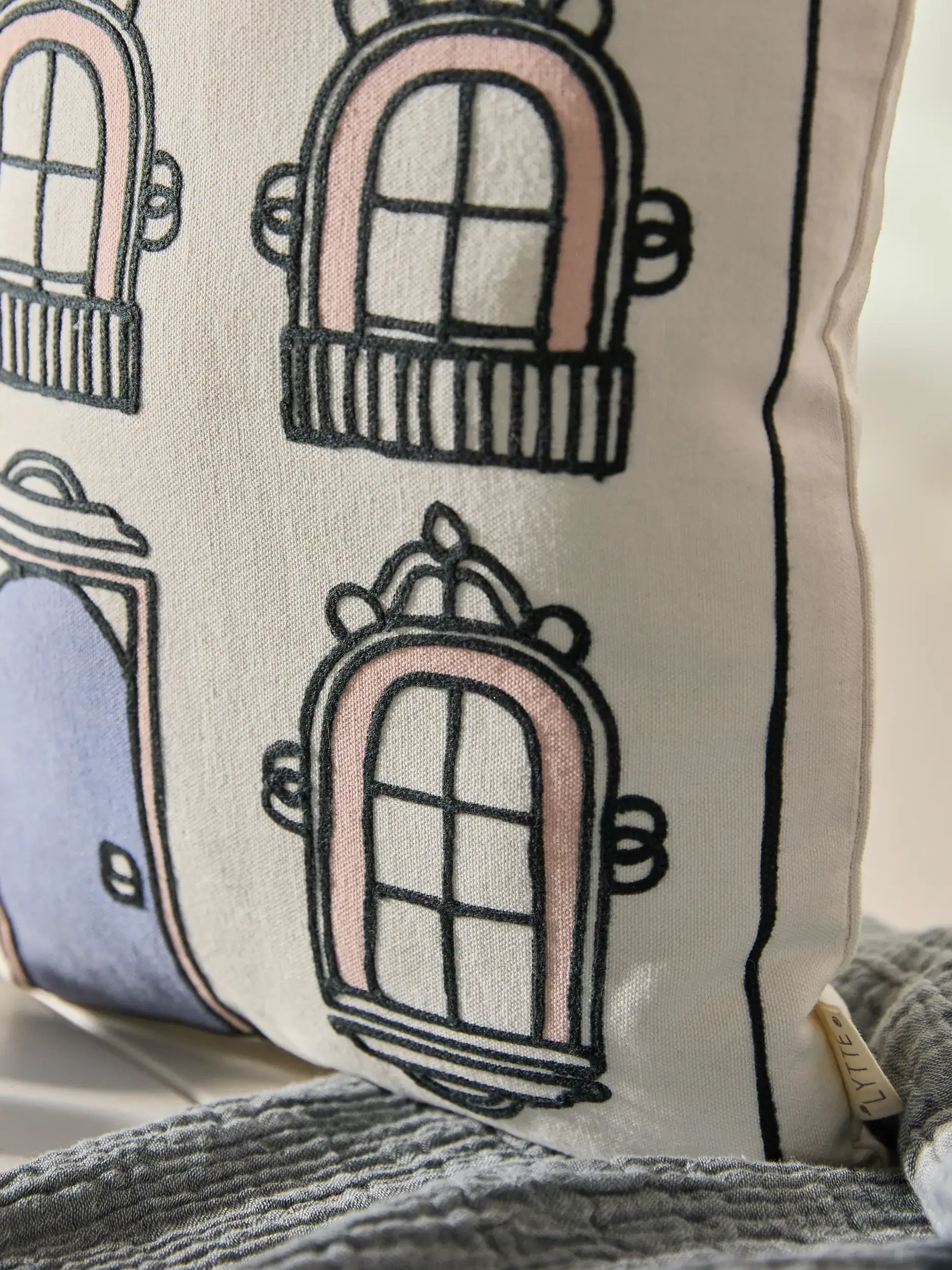 Coussin Emily Multicouleur de Lytte