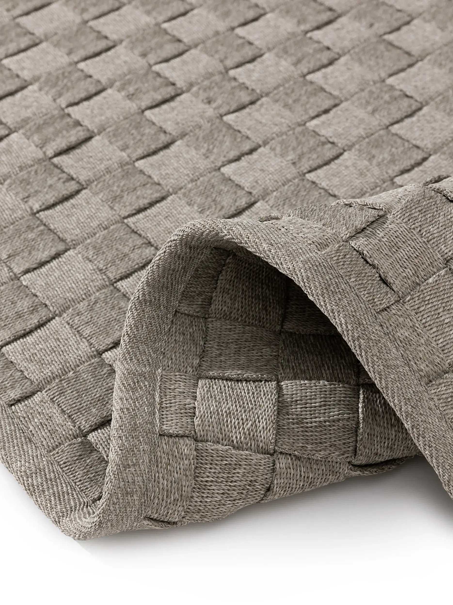 Alfombra de 100% Polipropileno en Gris con un pelo de {{Placeholder_Pile Height}} de altura de benuta Finest