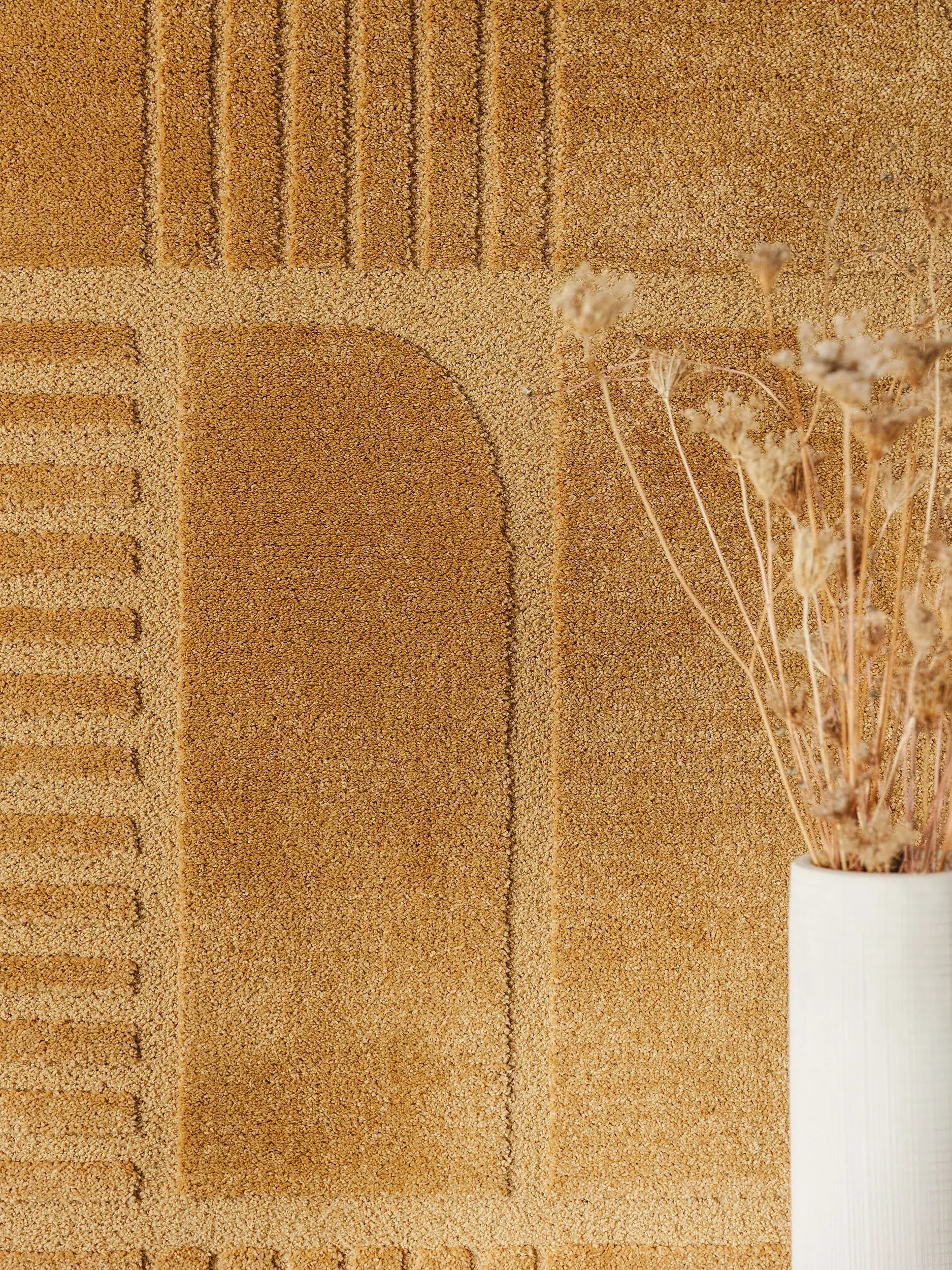 Rug Eve made of 60% Polypropylen, 40% Polyester in Yellow by benuta Nest
