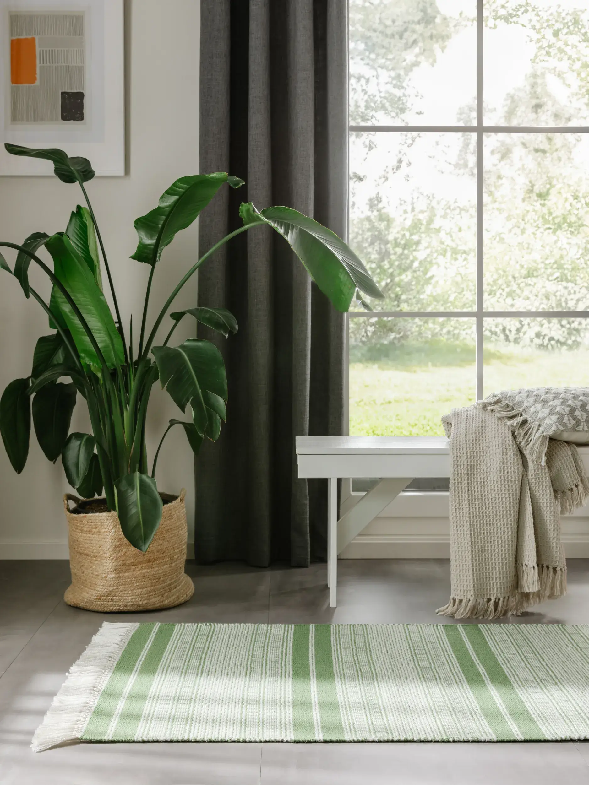 Rug made of 100% Polyester (recycled PET) in Green with a 100% Polyester (recycled PET) high pile by benuta Nest