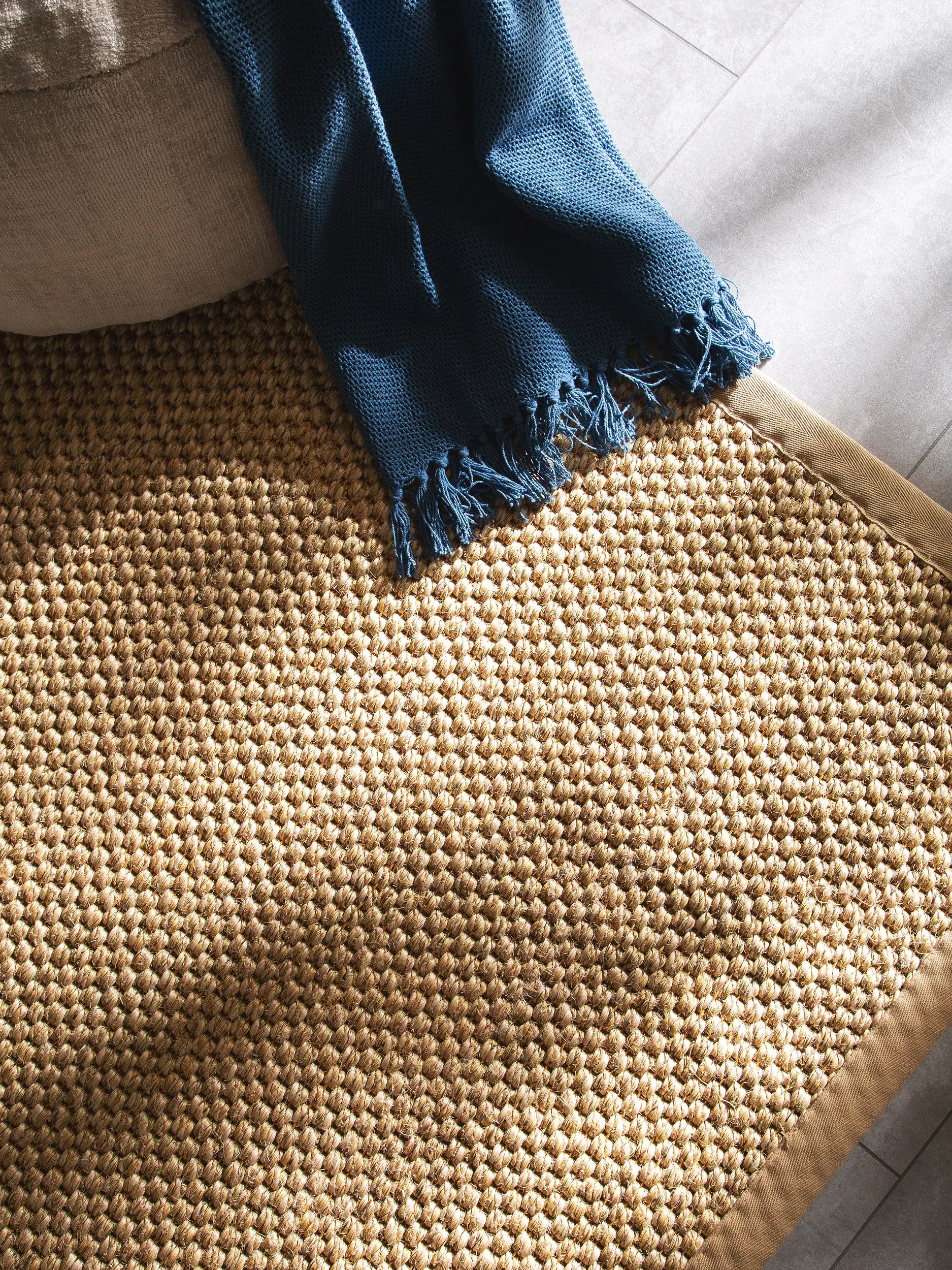 Teppich aus 100% Sisal in Beige mit 100% Sisal hohem Flor von benuta Pure