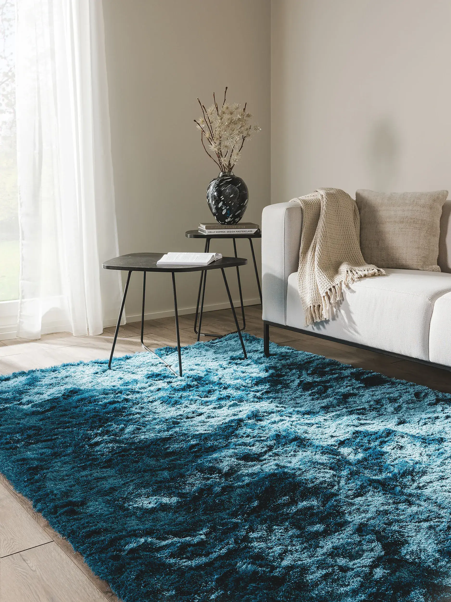 Tappeto di 100% Poliestere in Azzurro con pelo alto 100% Poliestere da benuta nest