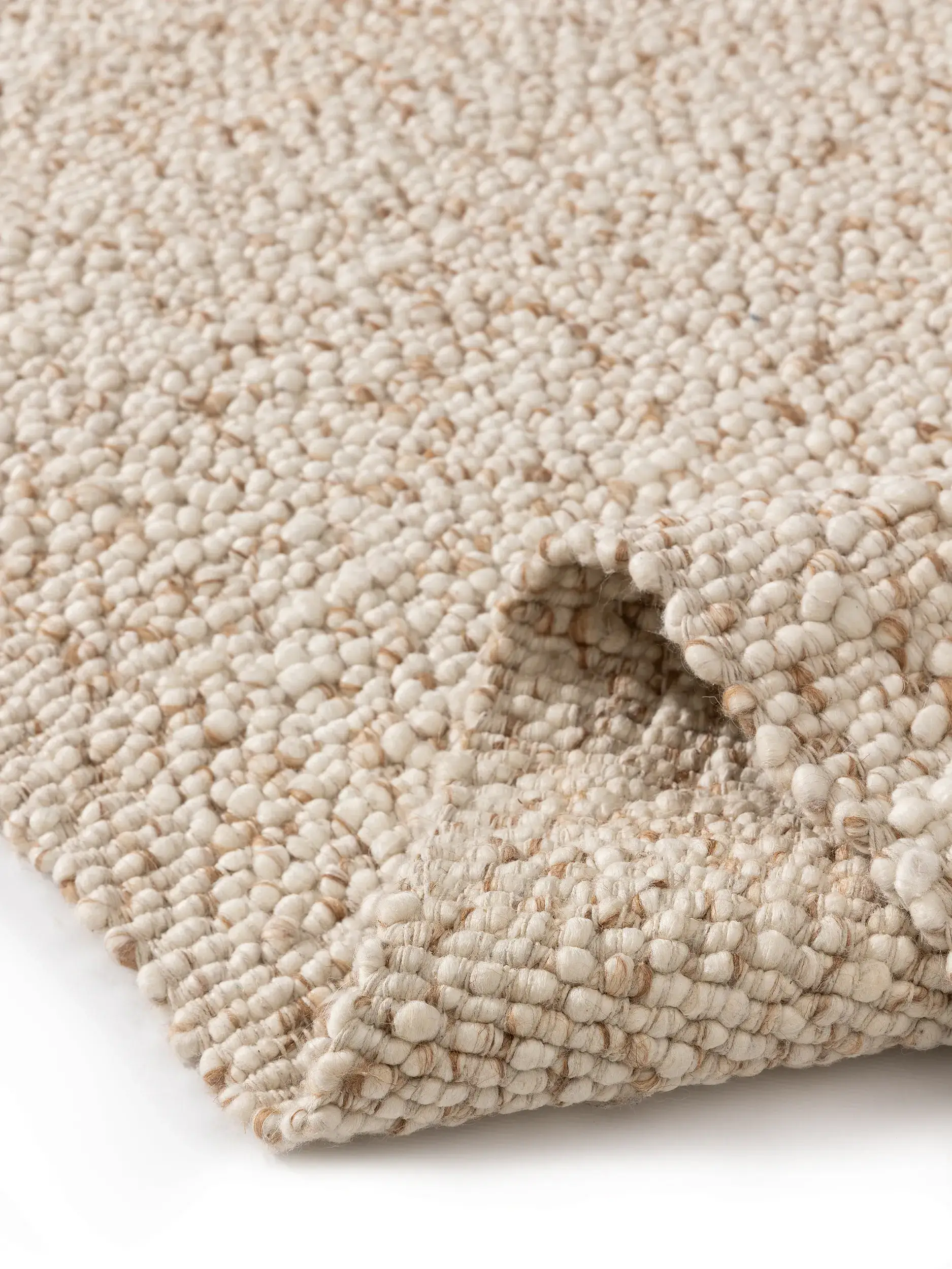 Rug made of 70% Wolle (from New Zealand), 30% Polyester in Braun with a 70% Wolle (from New Zealand), 30% Polyester high pile by benuta Pure