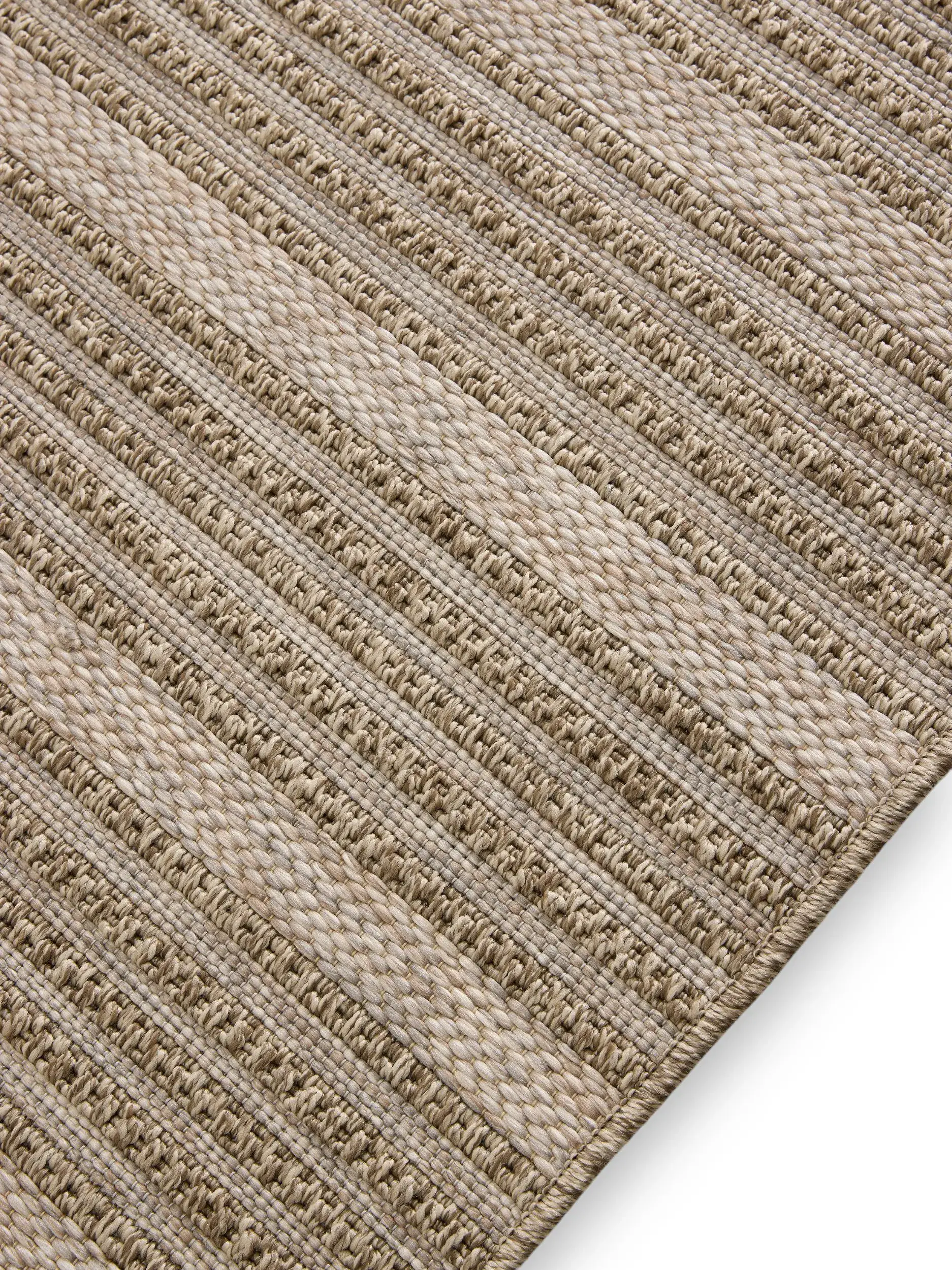 Rug made of 100% Polypropylen in Beige with a 100% Polypropylen high pile by benuta Nest