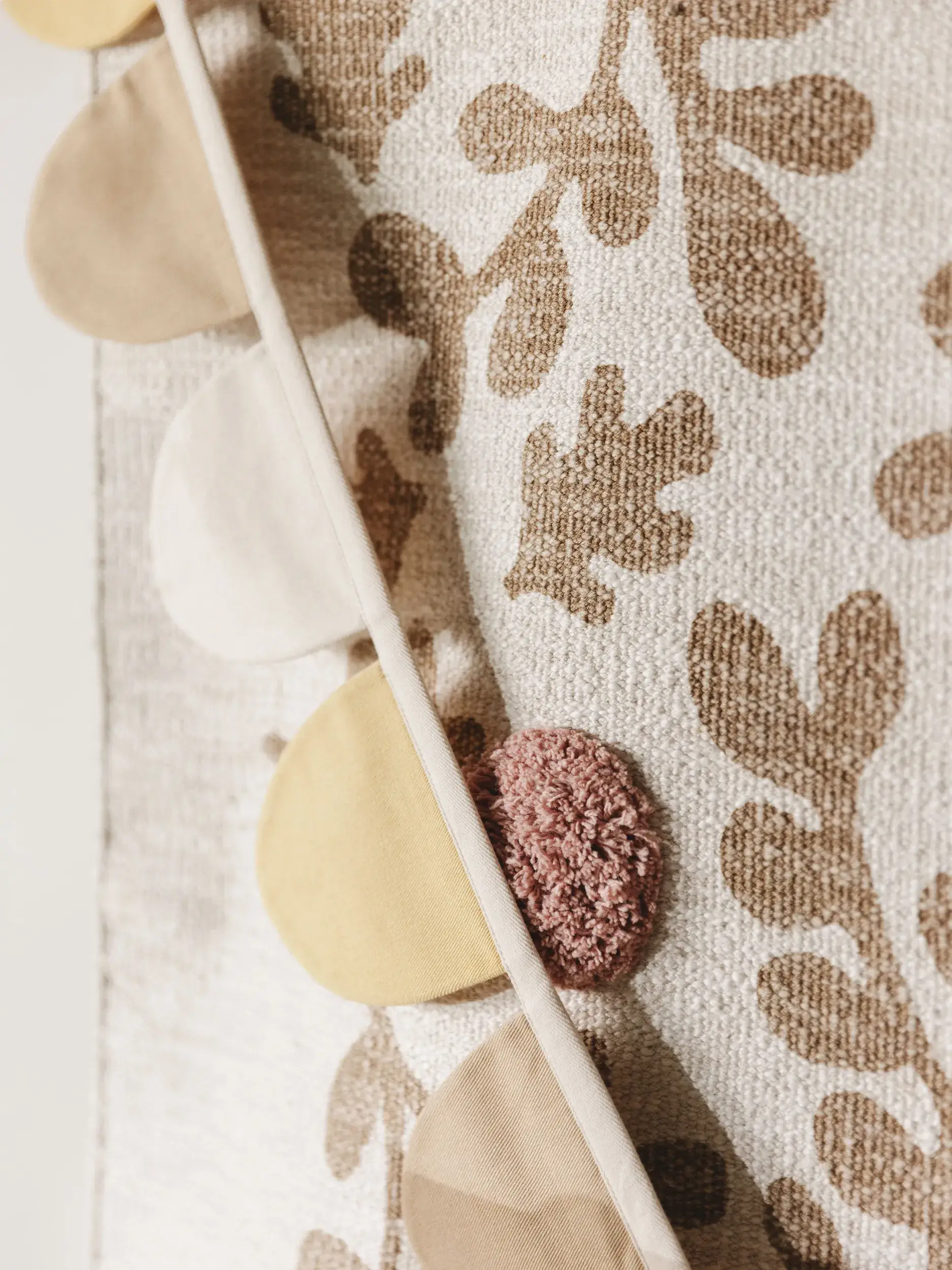 Teppich aus 100% Baumwolle in Beige mit 100% Baumwolle hohem Flor von Lytte