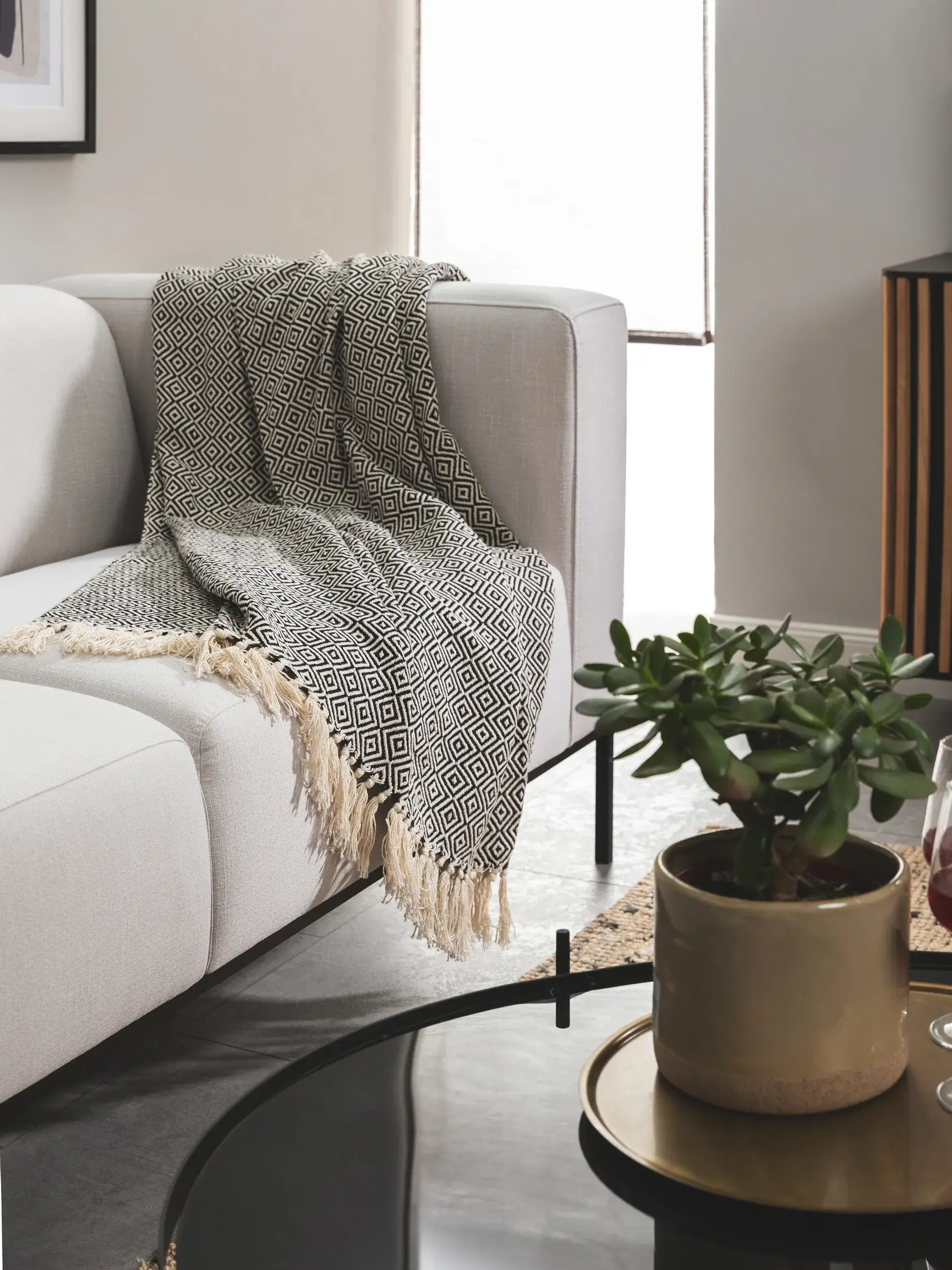 Baumwolldecke Jasmin Schwarz im Design  aus 100% Baumwolle von benuta Nest