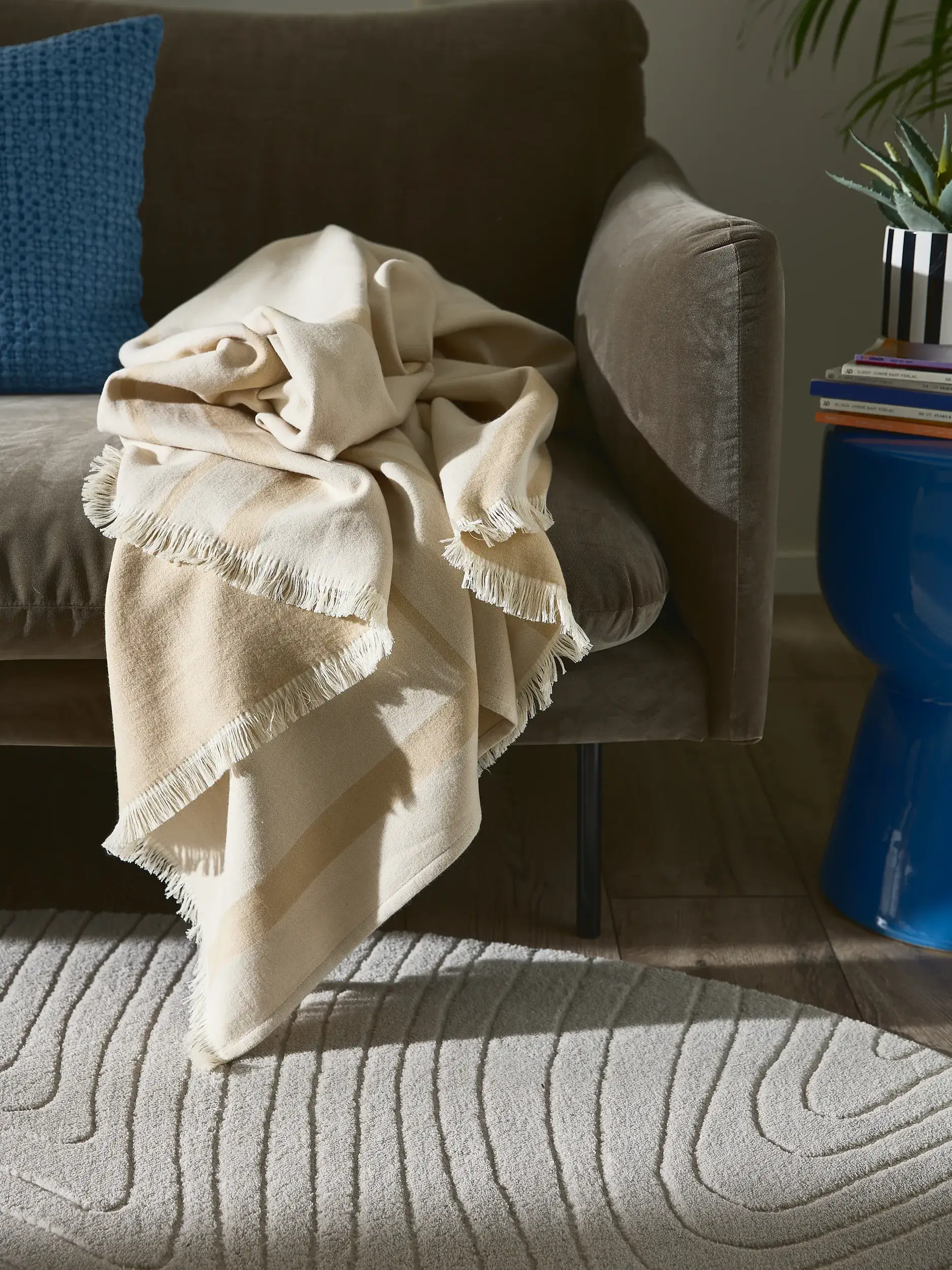 Baumwolldecke Luan Cream/Beige im Design  aus  von benuta Pop