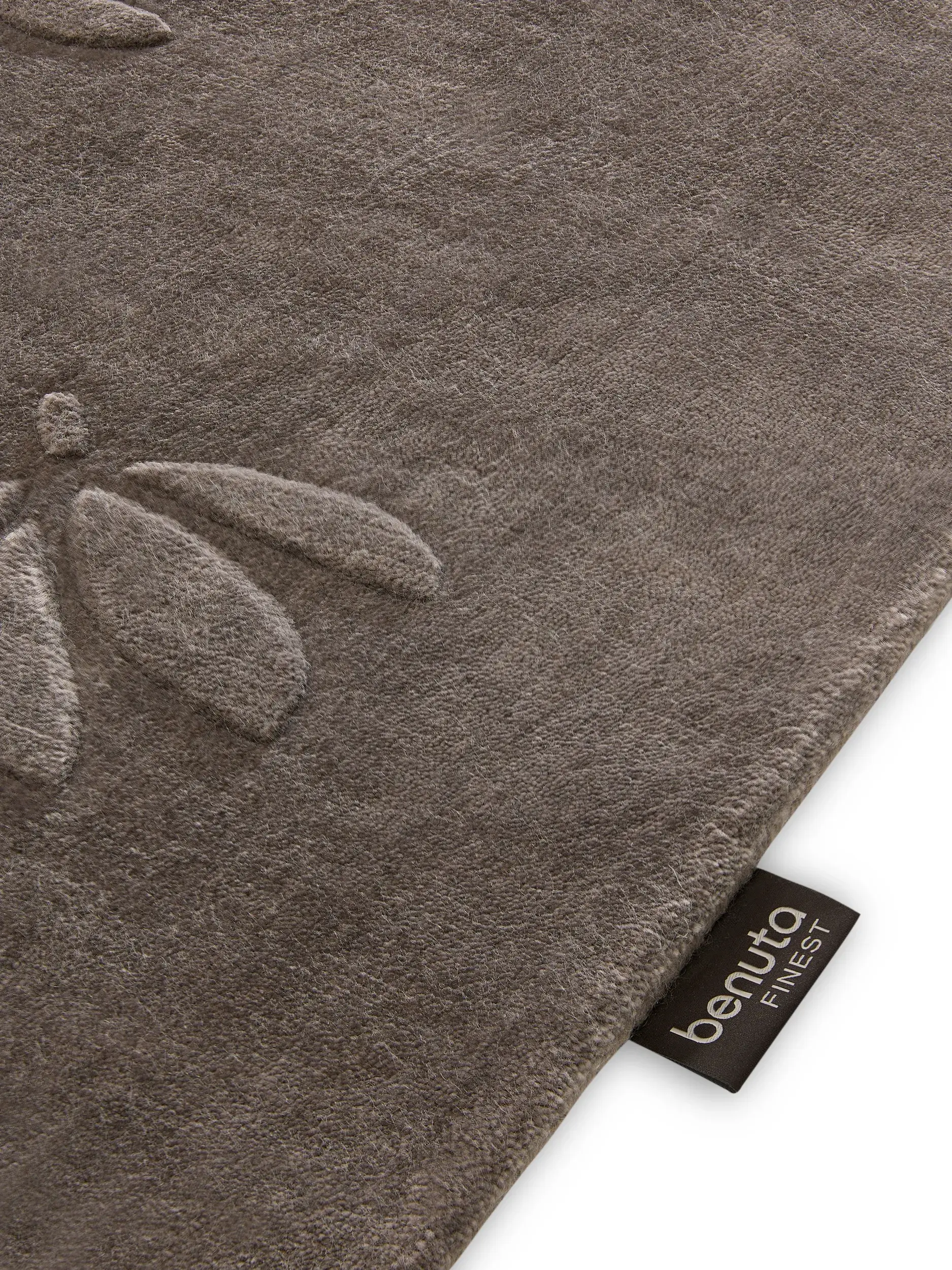 Rug Esmé made of 50% Cotton, 50% Viskose in  by benuta Finest