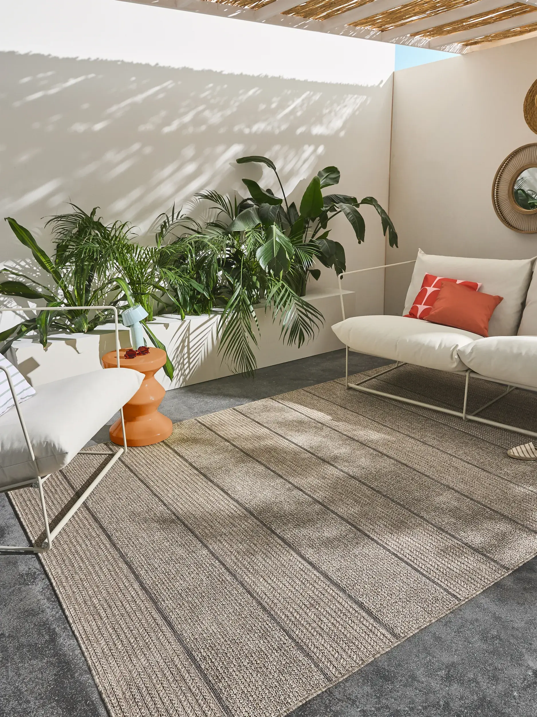 Rug Naoto made of 100% Polypropylen in Beige by benuta Nest
