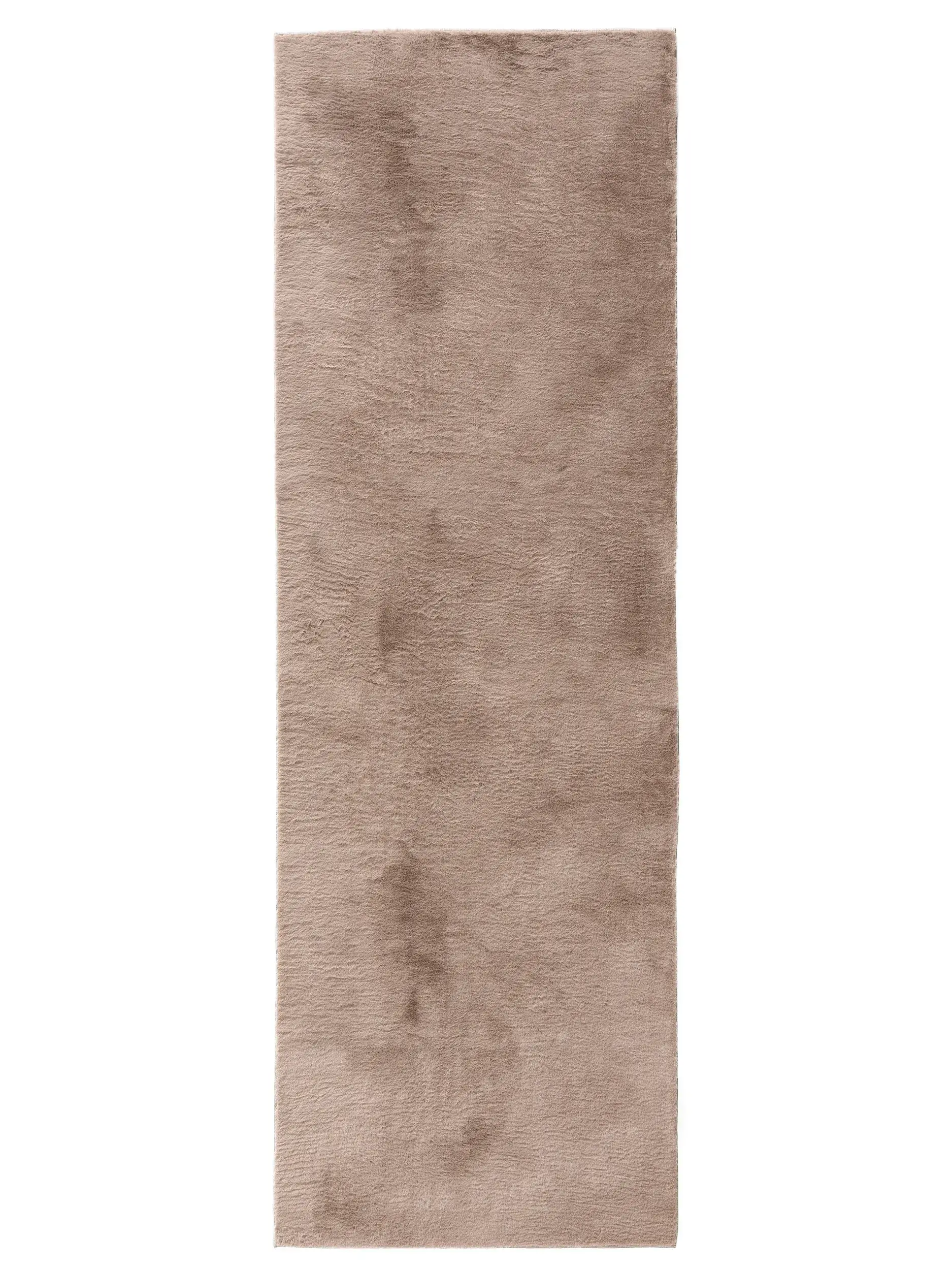 Rug made of 100% Polyester in Taupe with a 100% Polyester high pile by benuta Basic
