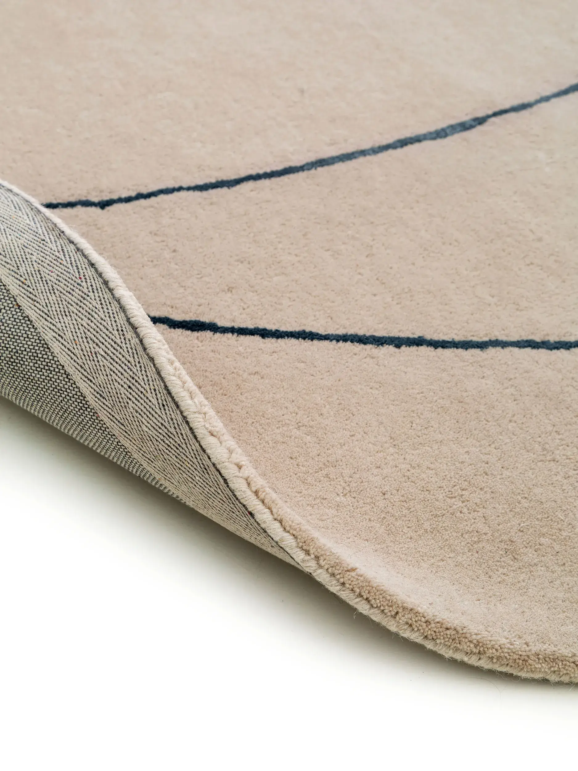 Tappeto di 90% Lana, 10% Viscosa in Beige con pelo alto 90% Lana, 10% Viscosa da benuta pure
