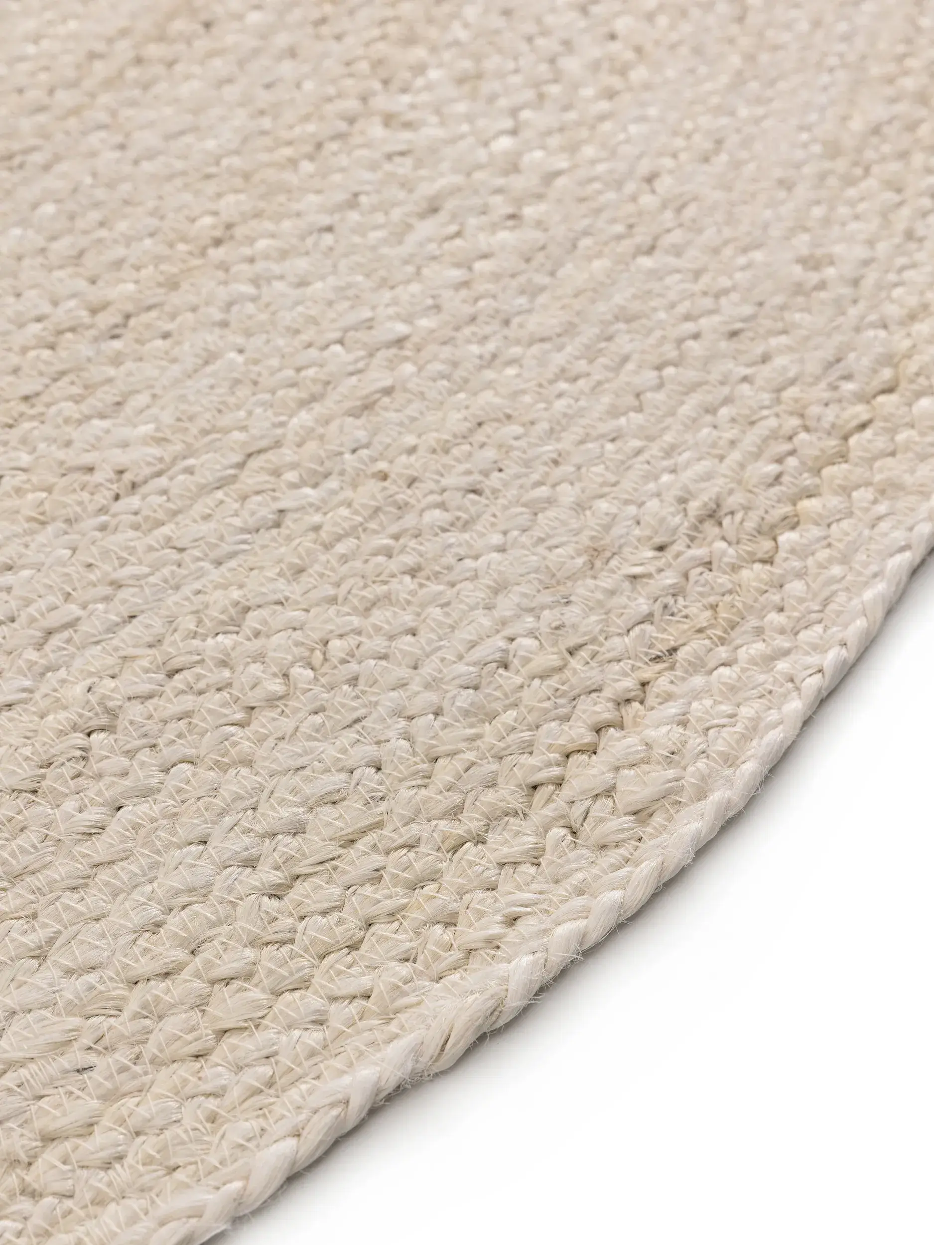 Teppich aus 100% Jute in Weiß mit 100% Jute hohem Flor von benuta Pure