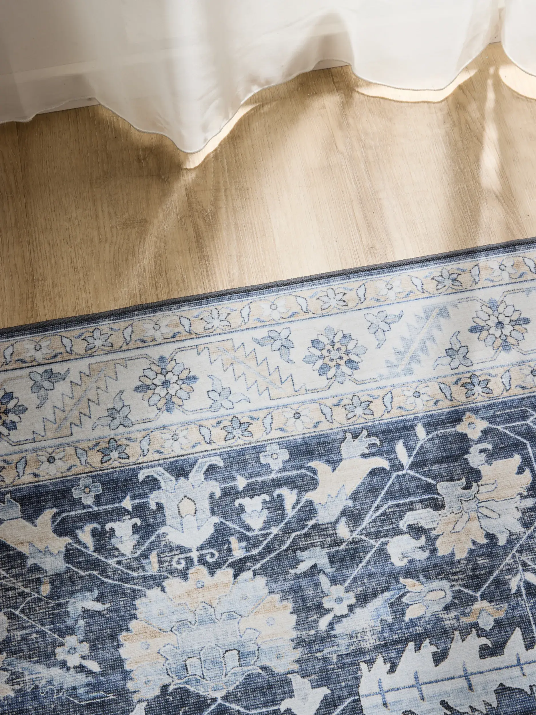 Teppich aus 100% Polyester in Blau mit 100% Polyester hohem Flor von benuta Basic