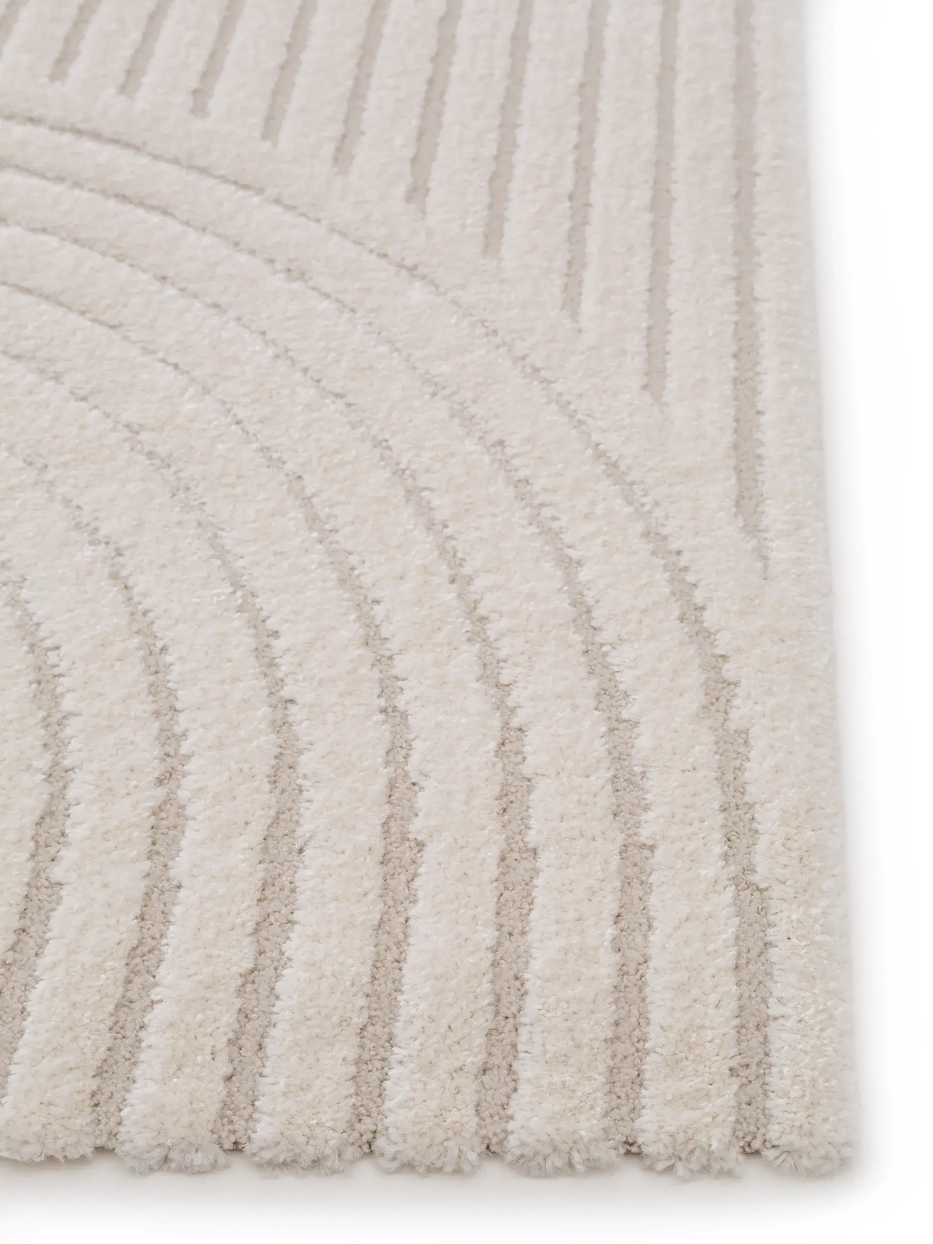 Teppe av 60% Polypropylen, 40% Polyester i Beige med 60% Polypropylen, 40% Polyester høy lugg fra benuta Nest
