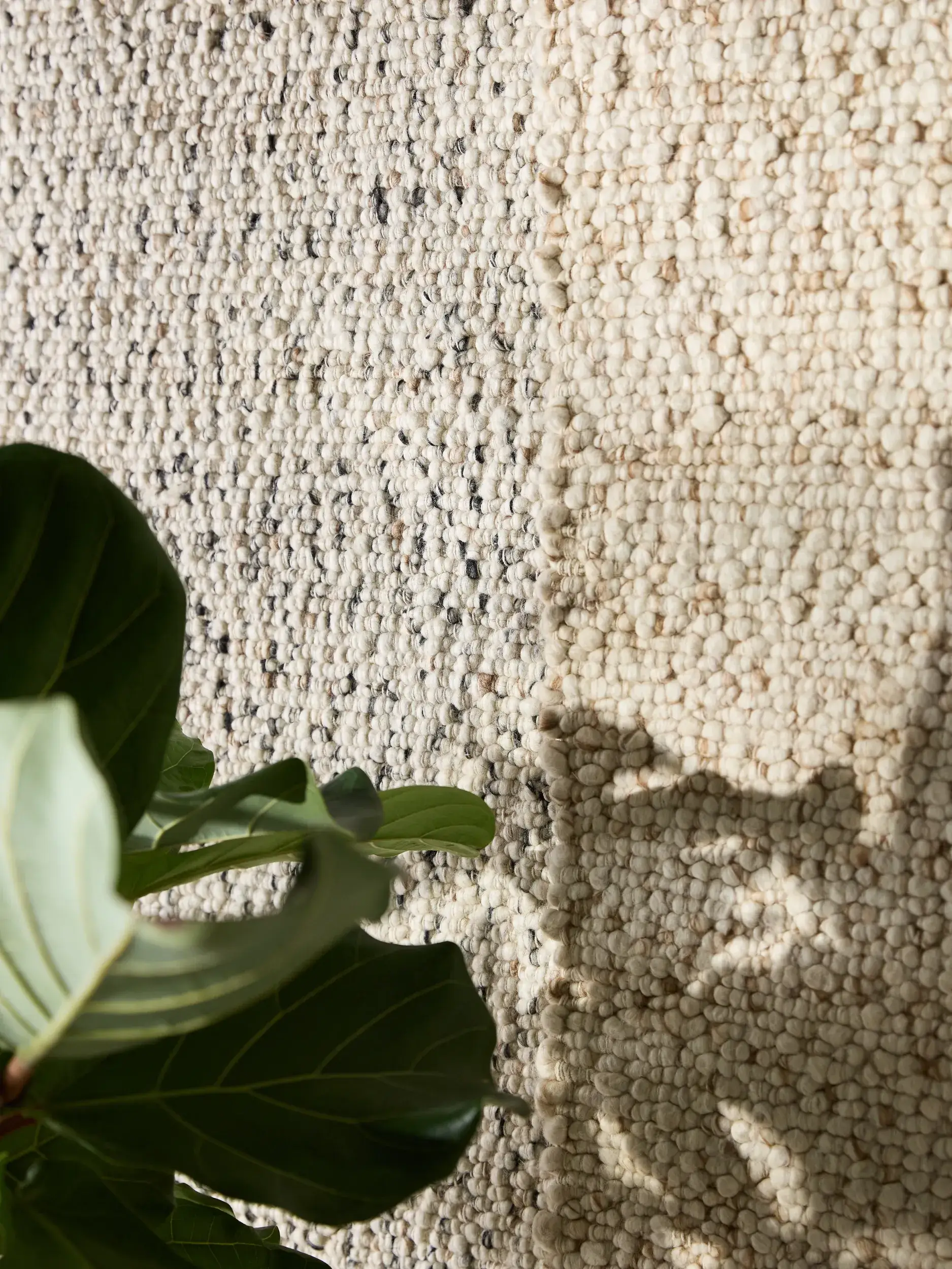 Tapis en 70% Laine (de Nouvelle-Zélande), 30% Polyester en Noir/Blanc avec une pile de 70% Laine (de Nouvelle-Zélande), 30% Polyester de hauteur de benuta pure