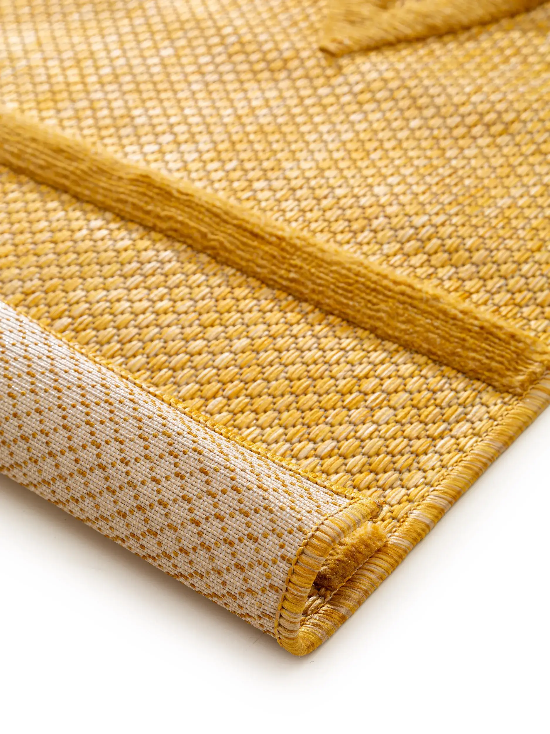 Rug made of 100% Polypropylen in Gelb with a 100% Polypropylen high pile by benuta Nest