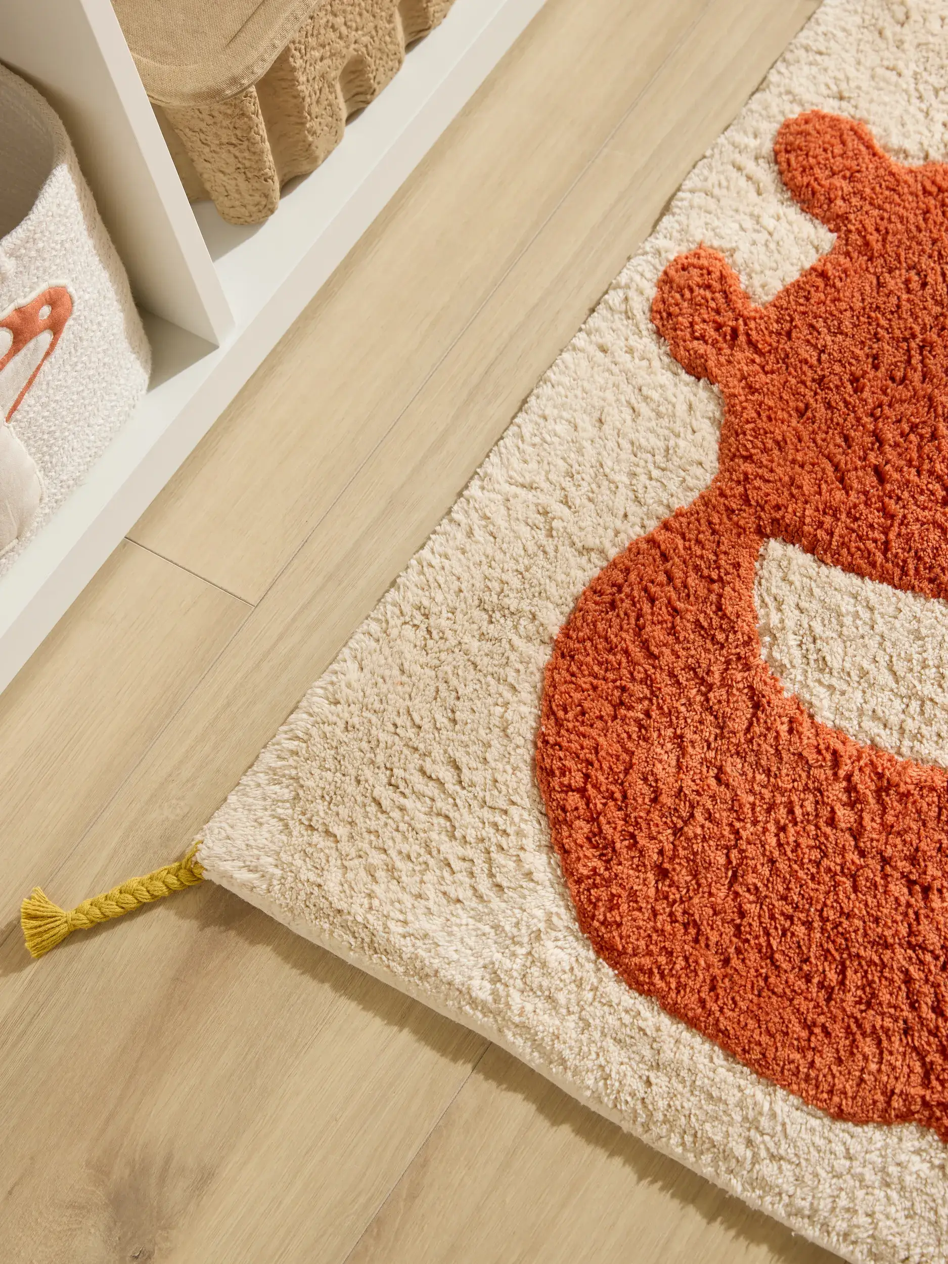 Teppich aus 100% Recycelte Baumwolle in Beige mit 100% Recycelte Baumwolle hohem Flor von Lytte