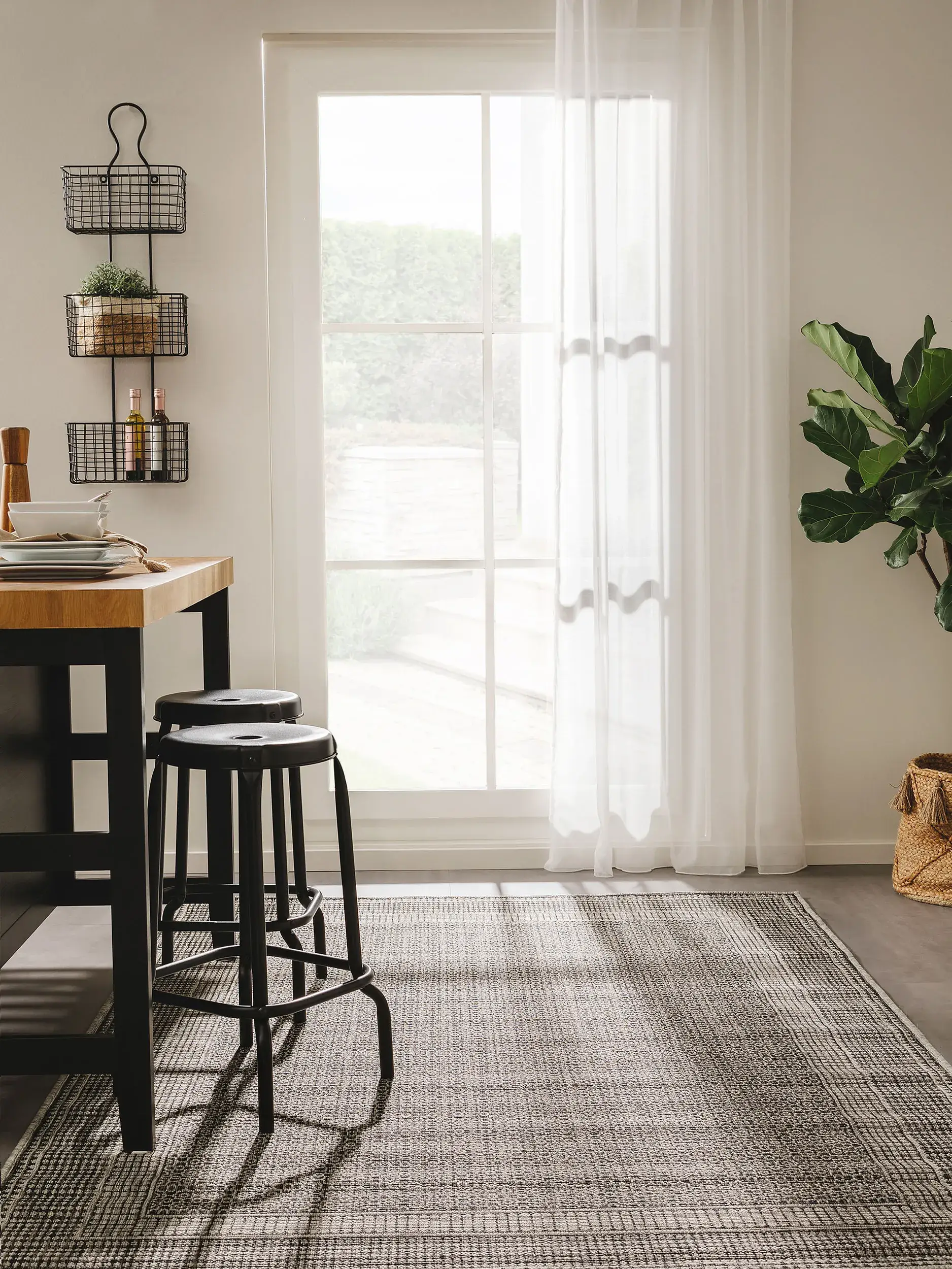 Rug made of 100% Polypropylen in Grau with a 100% Polypropylen high pile by benuta Nest