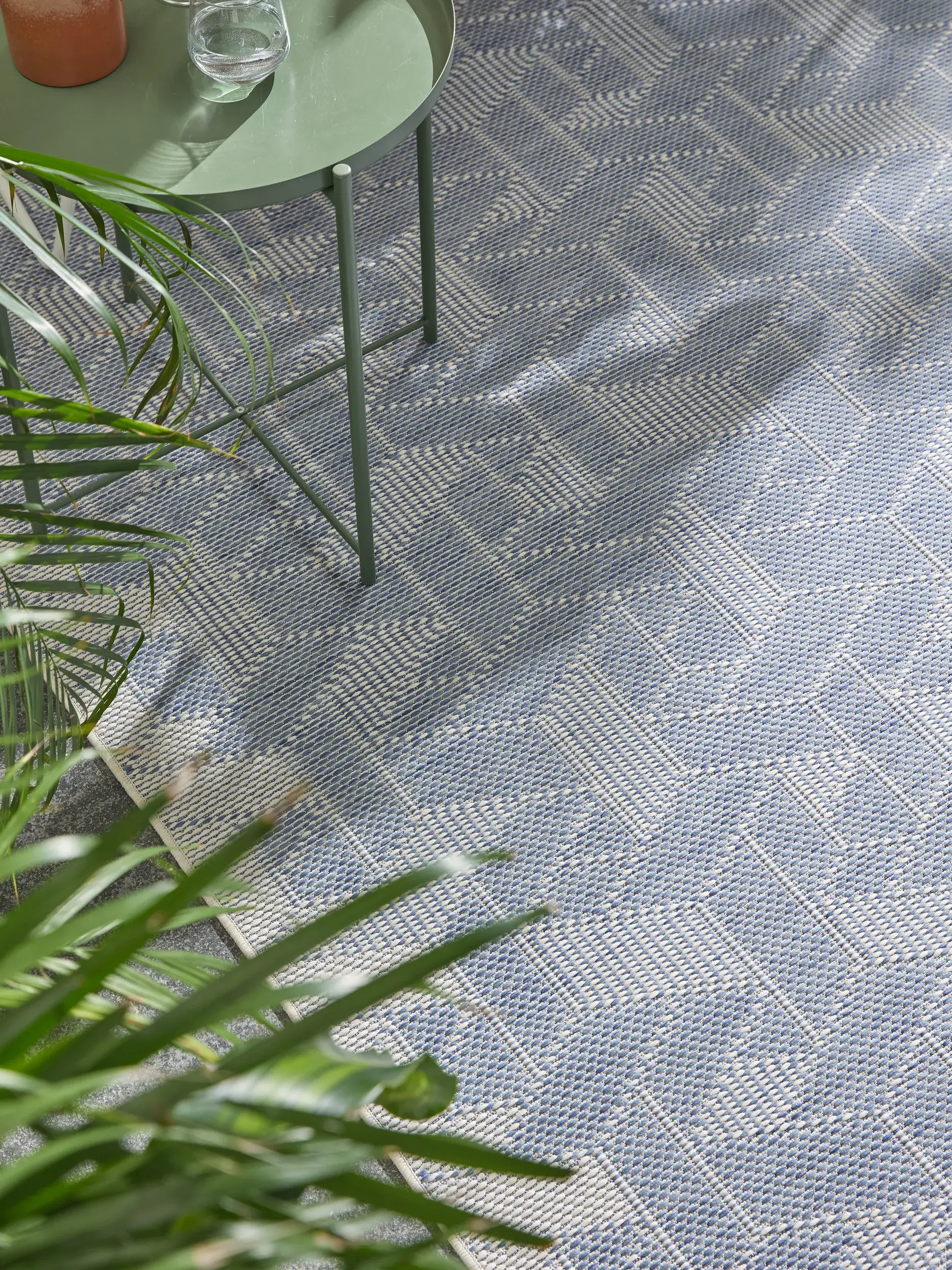Teppich aus 100% Polypropylen in Blau mit 100% Polypropylen hohem Flor von benuta Nest