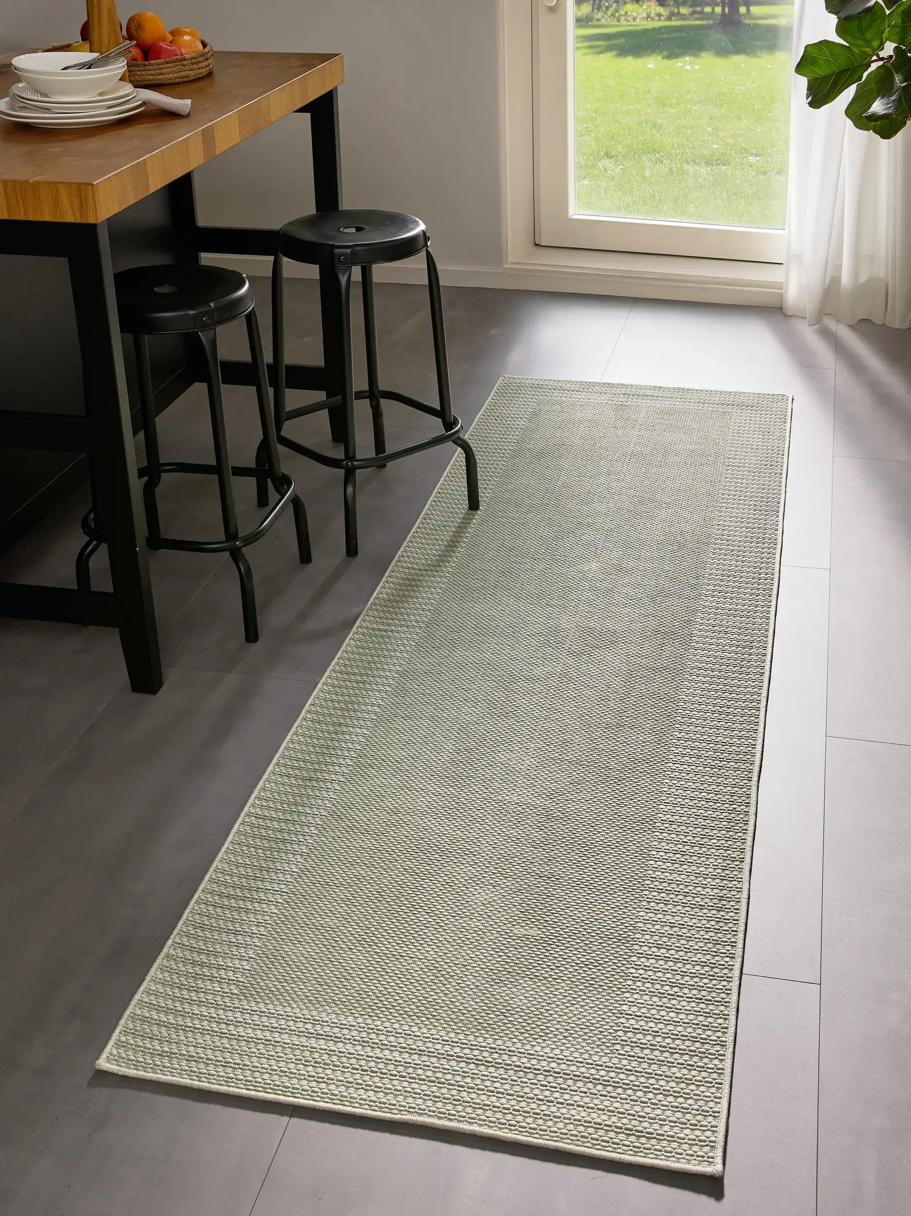 Matta Bronco av 100% Polypropen i  från benuta nest