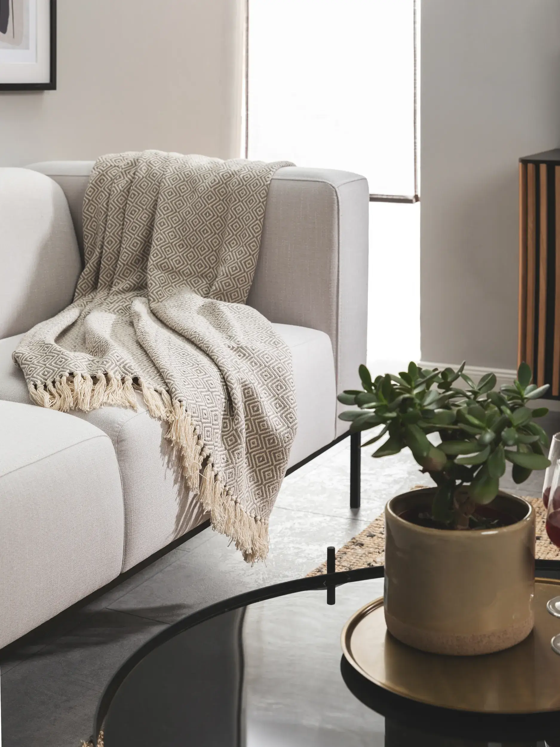 Baumwolldecke Jasmin Grau im Design  aus 100% Baumwolle von benuta Nest
