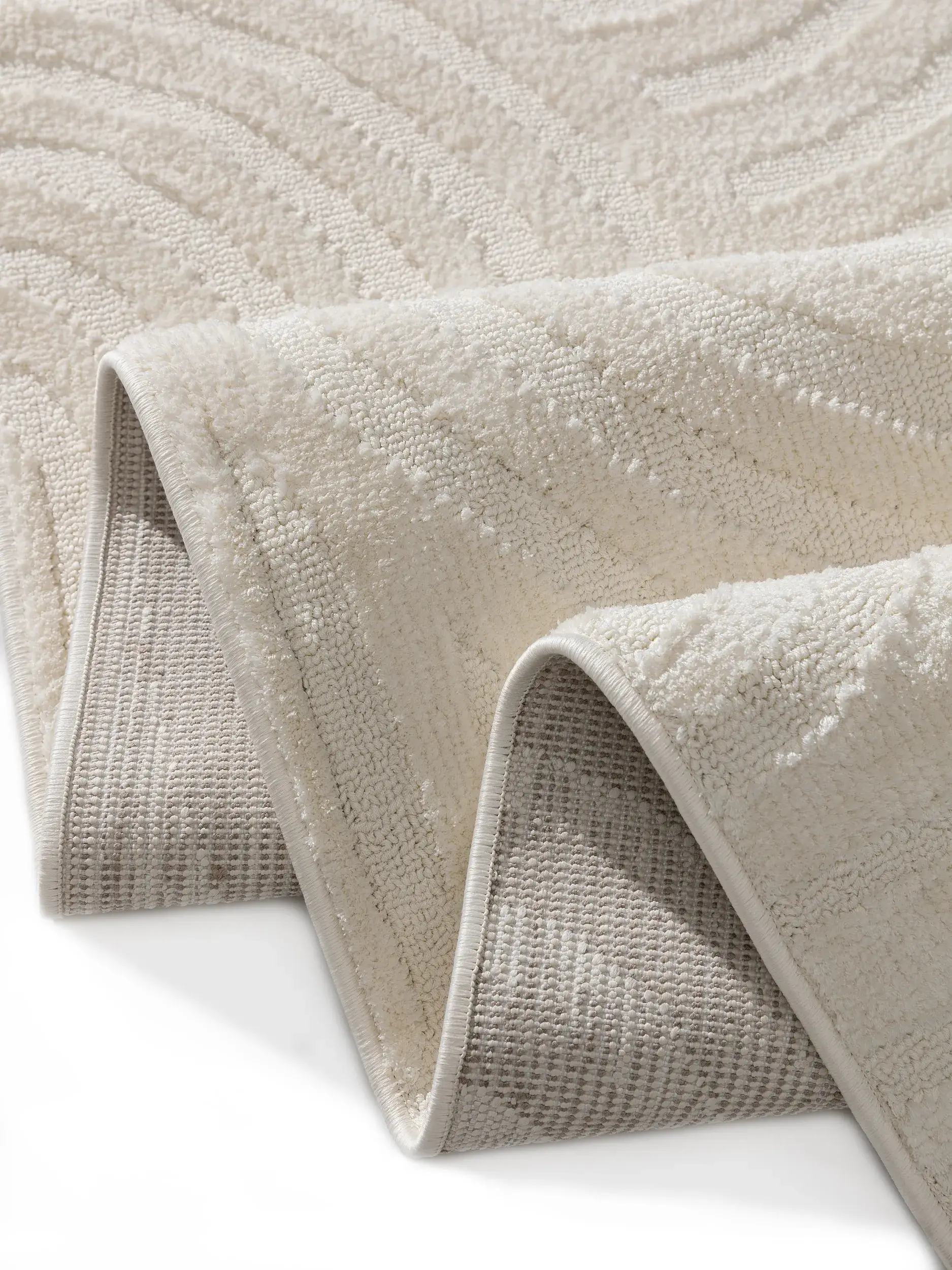 Tappeto di 100% Poliestere in Bianco con pelo alto 100% Poliestere da benuta POP