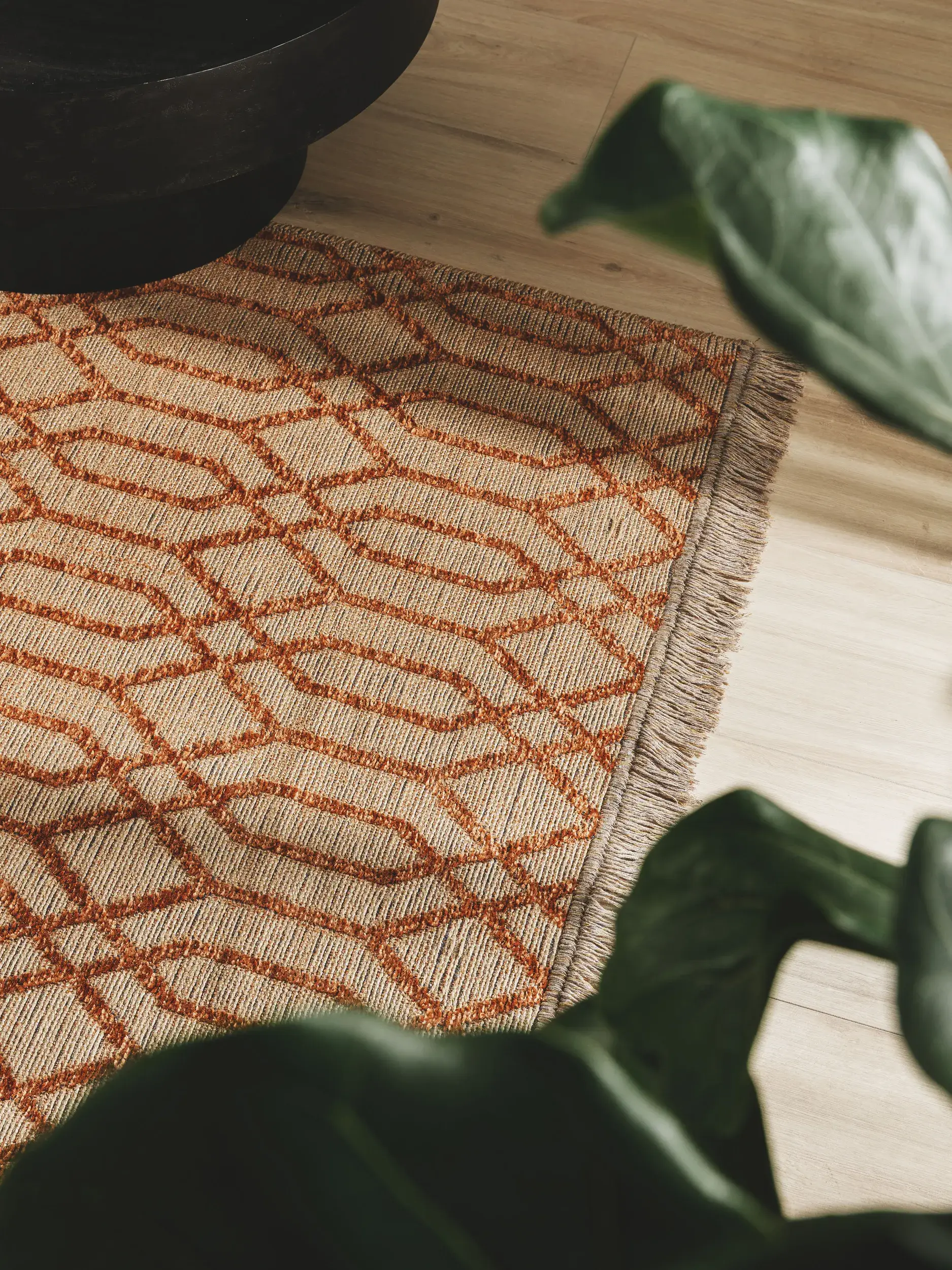 Tapijt van 55% Katoen (gerecycled), 30% Jute, 15% Polyester in Beige met een 55% Katoen (gerecycled), 30% Jute, 15% Polyester hoge pool van benuta pure