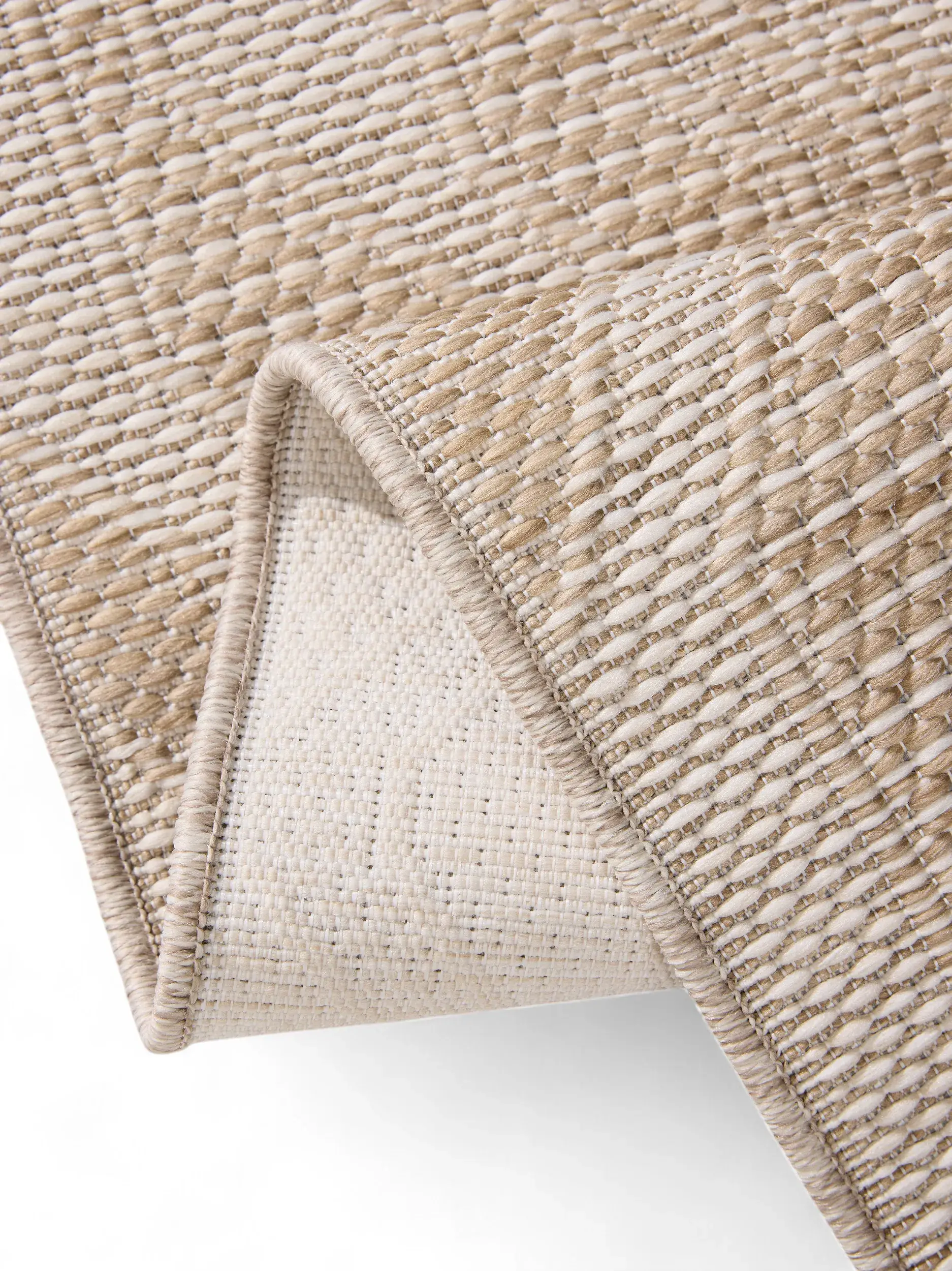 Teppich aus 100% Polypropylen in Weiß mit 100% Polypropylen hohem Flor von benuta Nest