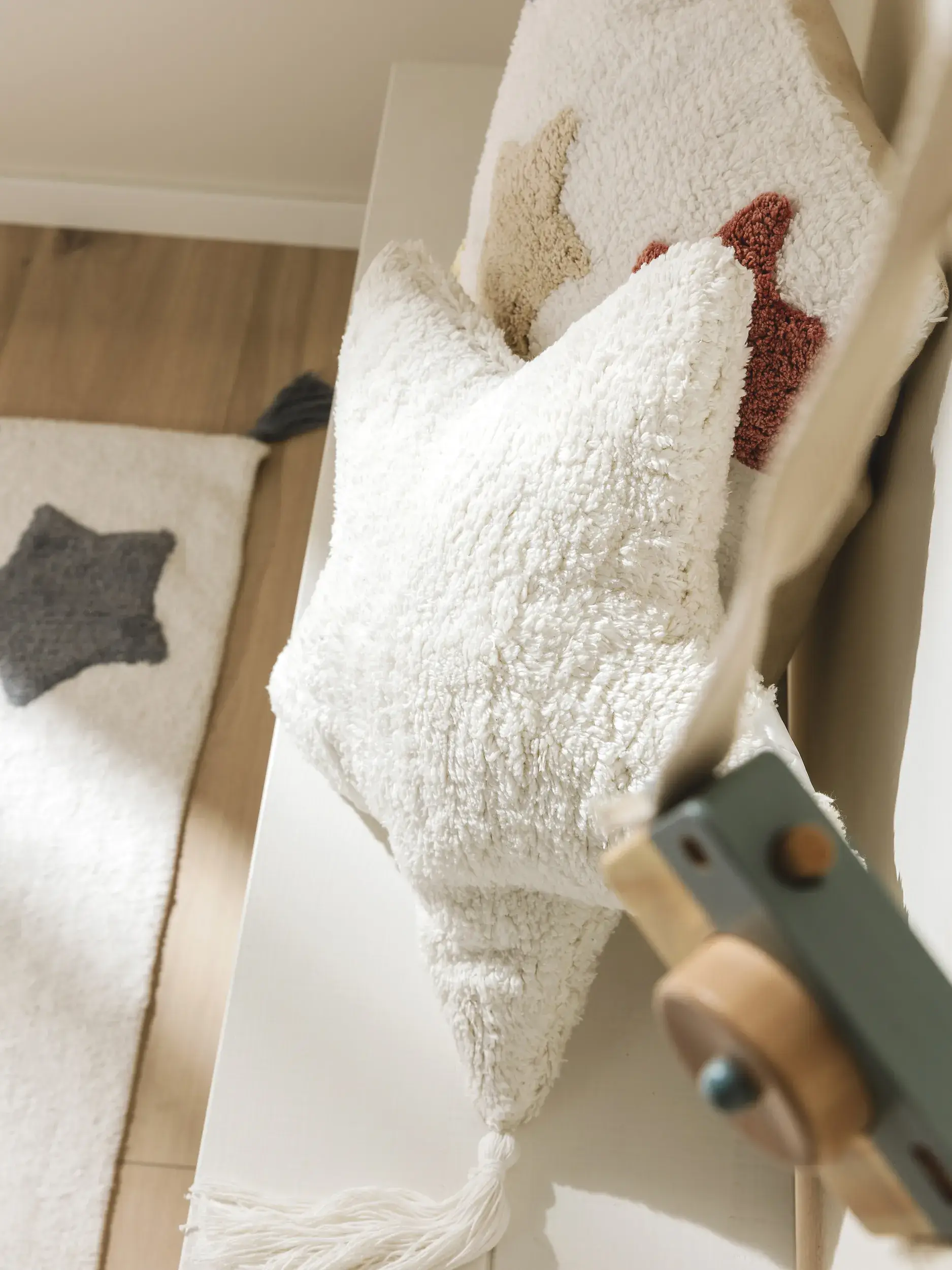 Almohada Stars Crema con diseño de Motivoinfantil en 100% Algodón de Lytte