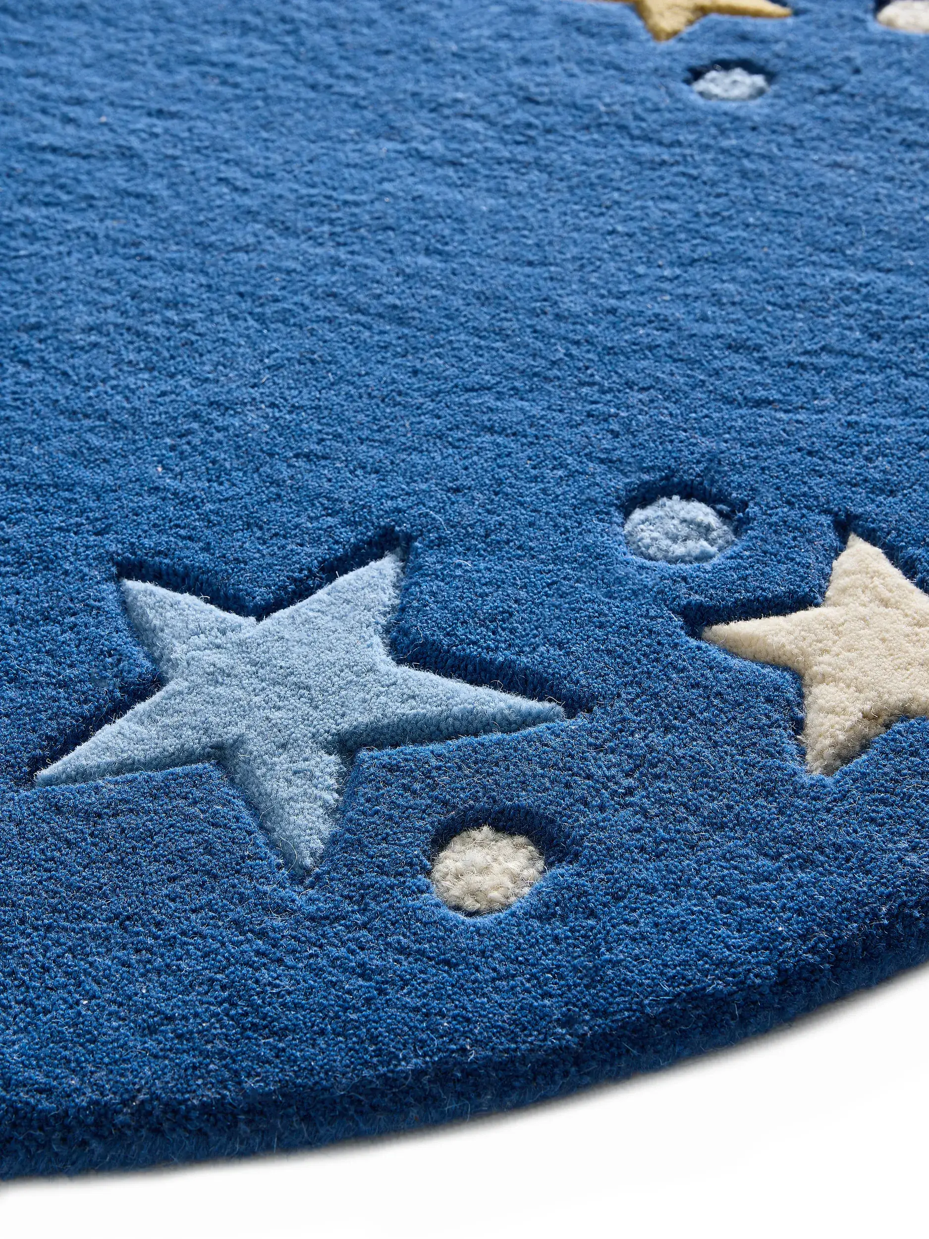 Teppich aus 100% Wolle in Blau mit 100% Wolle hohem Flor von Lytte