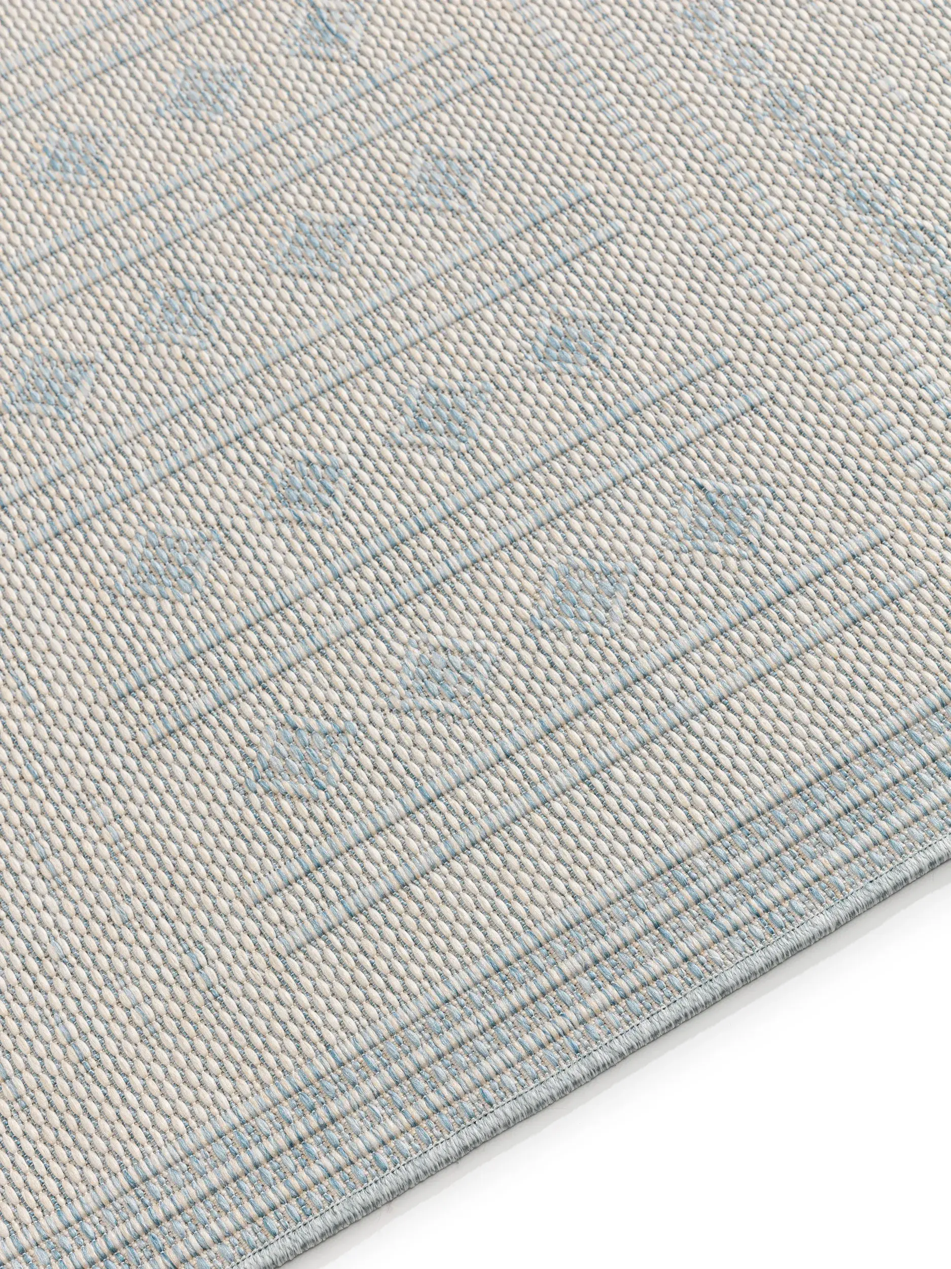 Rug made of 100% Polypropylen in Blue with a 100% Polypropylen high pile by benuta Nest