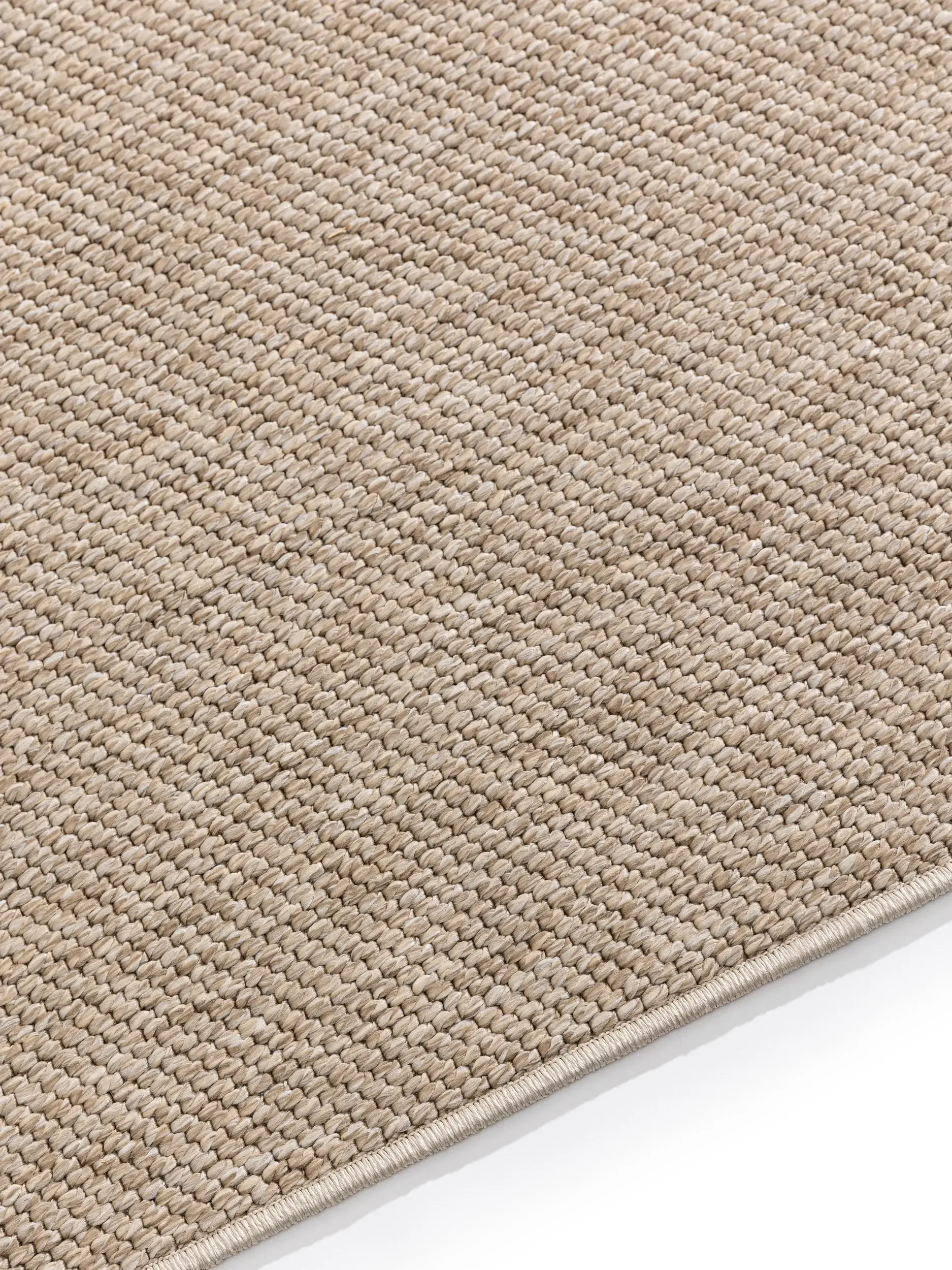 Teppe av 100% Polypropylen i Taupe med 100% Polypropylen høy lugg fra benuta Basic