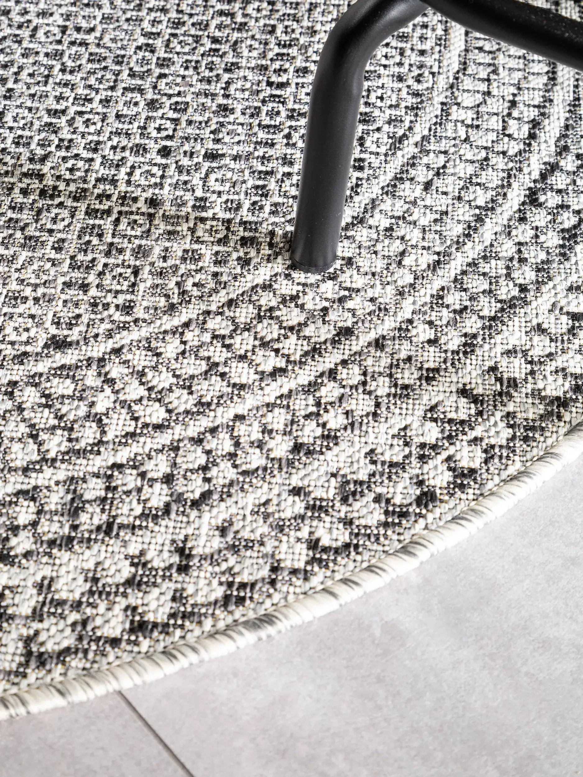 Teppich Cleo aus 100% Polypropylen in Grau von benuta Nest