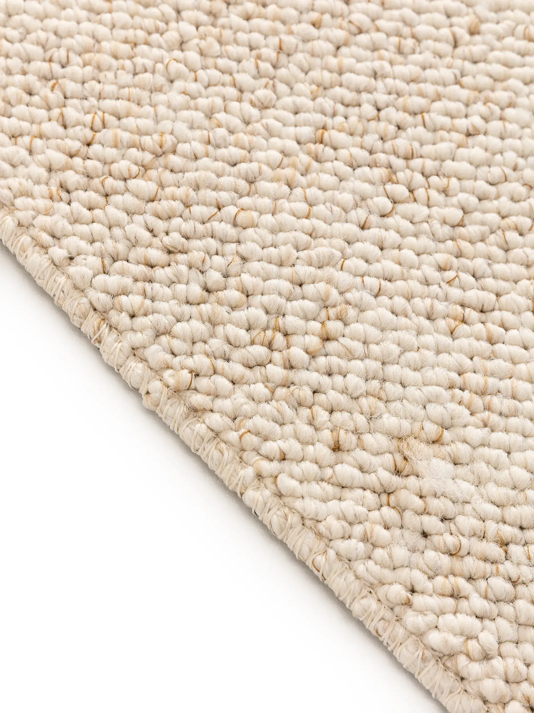Tappeto di 100% Polipropilene in Beige con pelo alto 100% Polipropilene da benuta nest