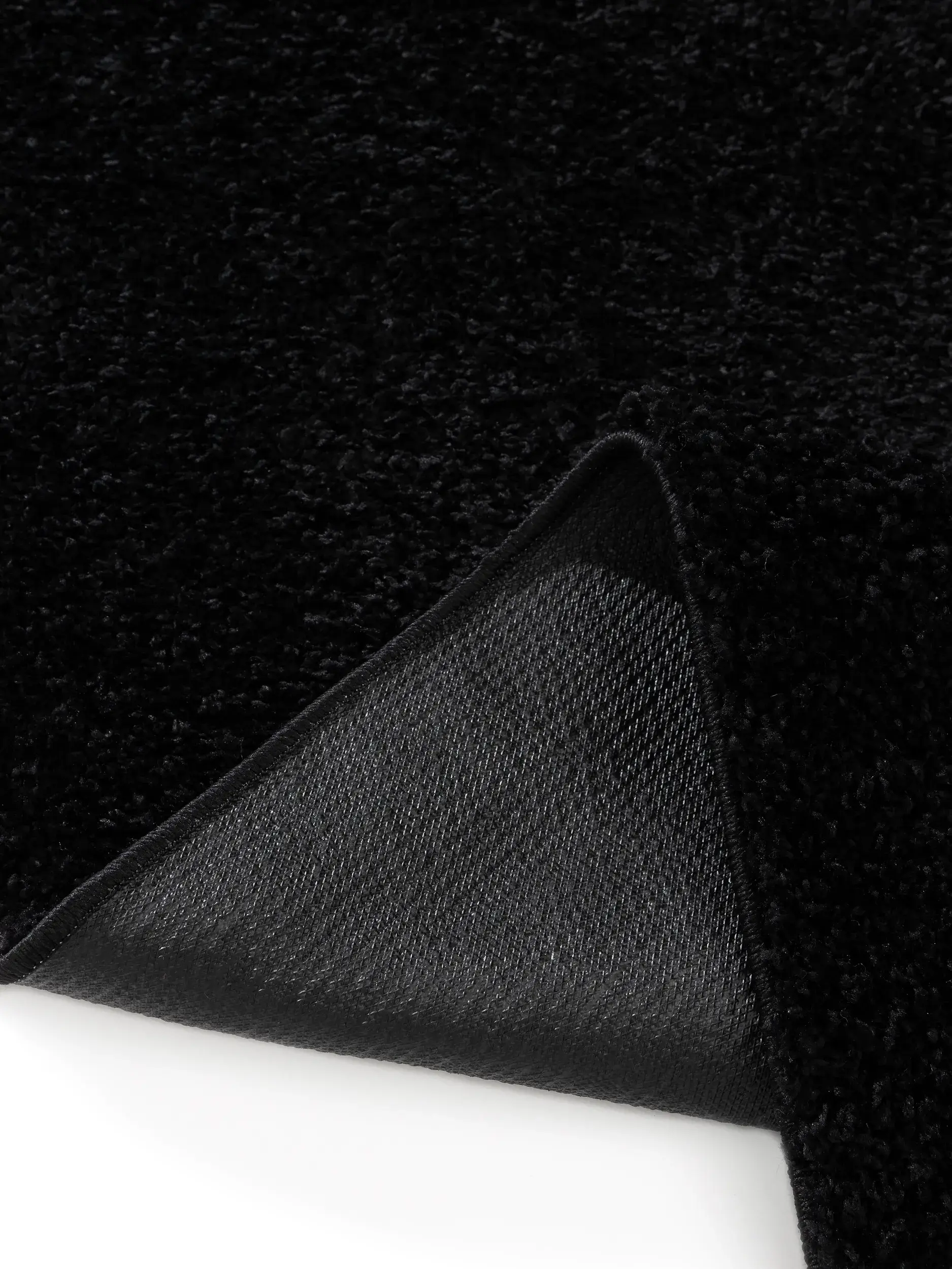 Tapete de 100% Polypropylen em Schwarz com pelo de 100% Polypropylen de altura da benuta Basic