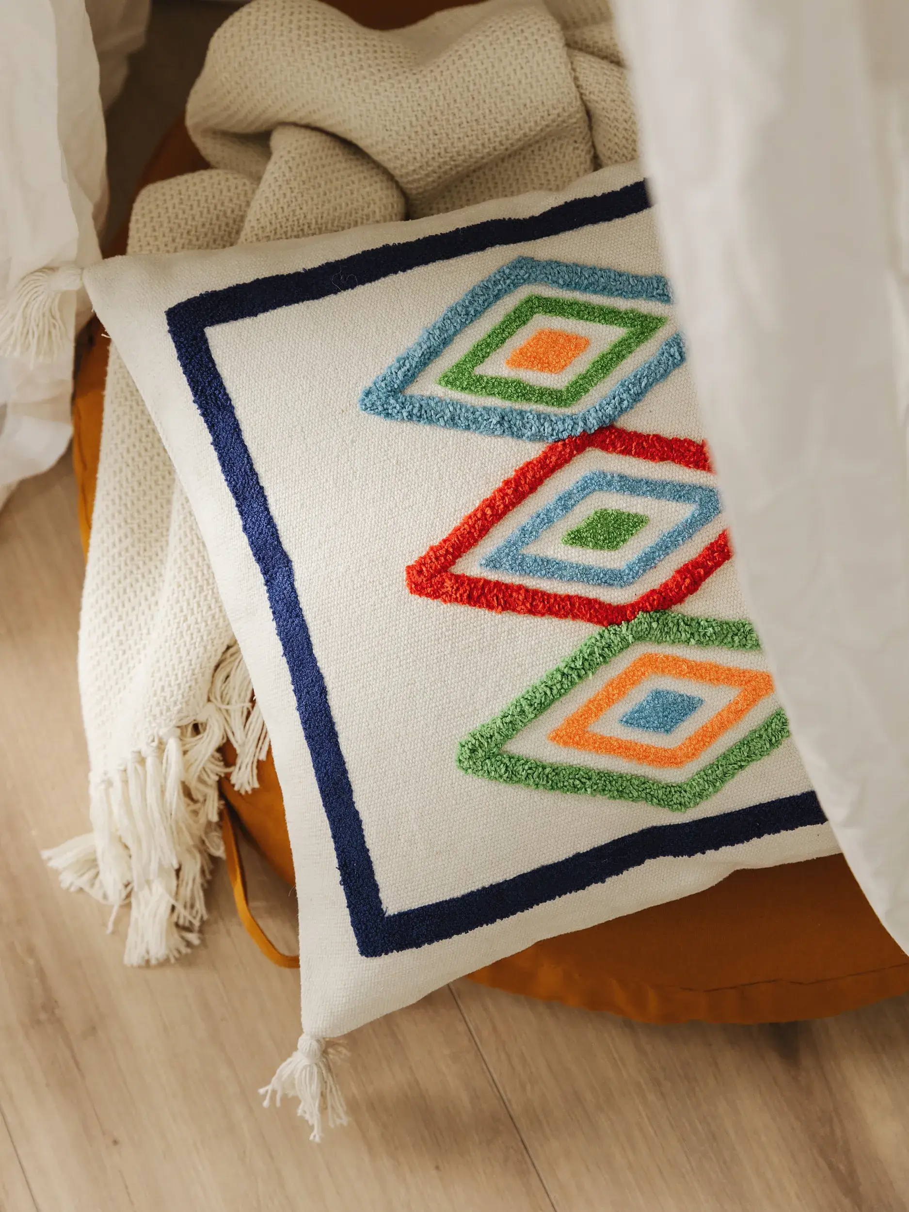 Kissenbezug Malika Multicolor im Design Orientalisch aus  von Lytte