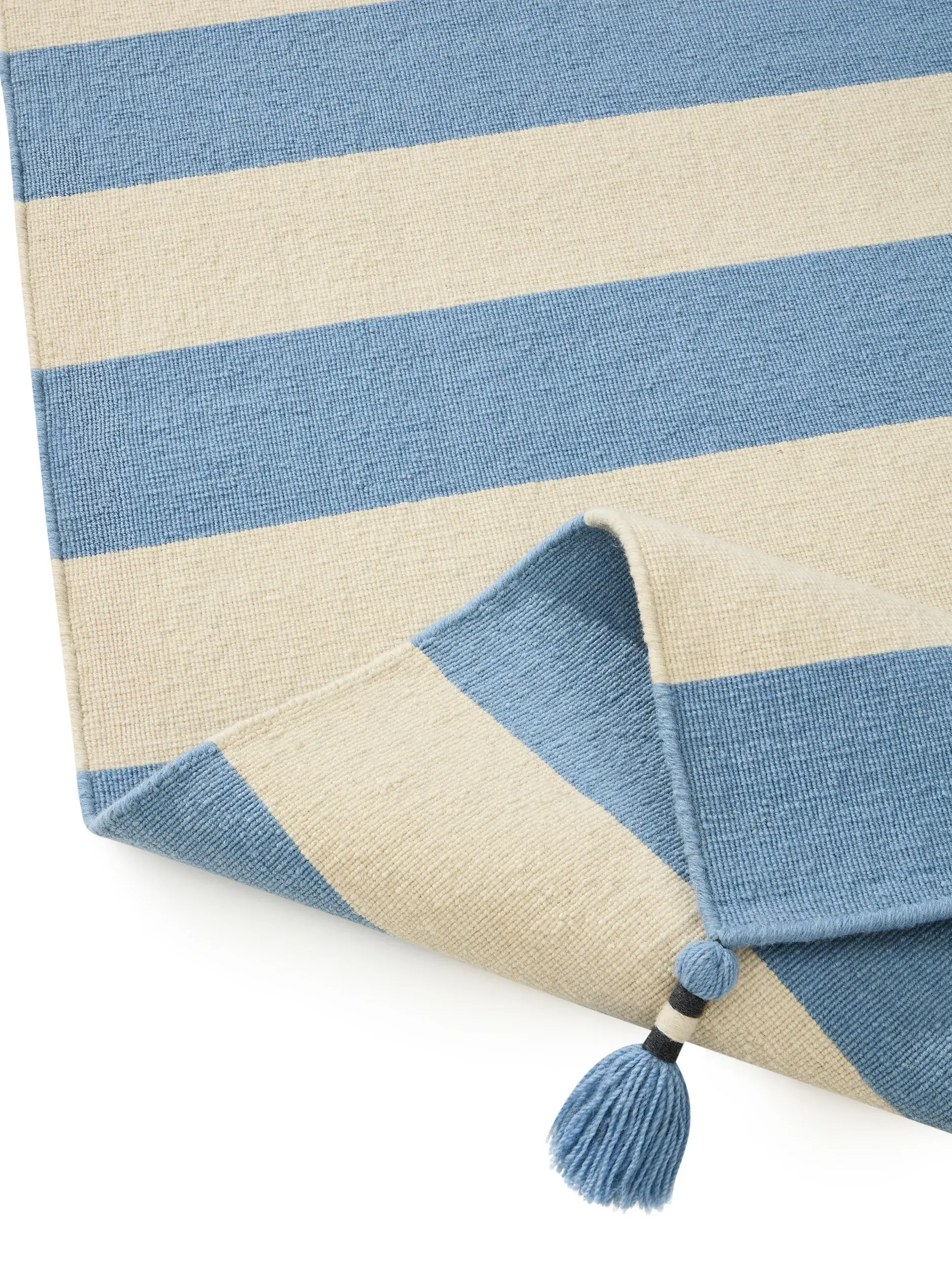 Rug Janou made of 100% Wool in  by Lytte