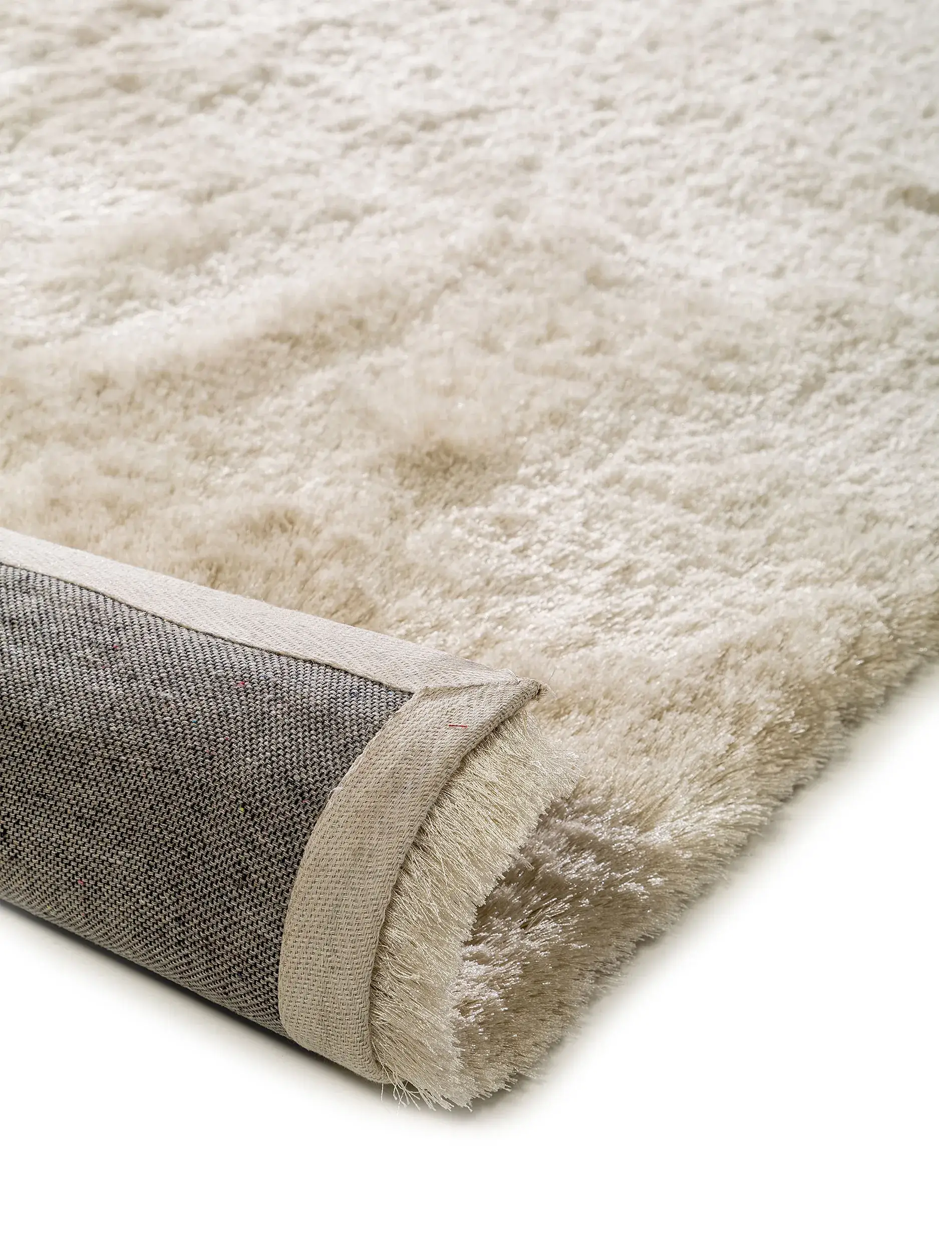 Teppich aus 100% Polyester in Beige mit 100% Polyester hohem Flor von benuta Nest