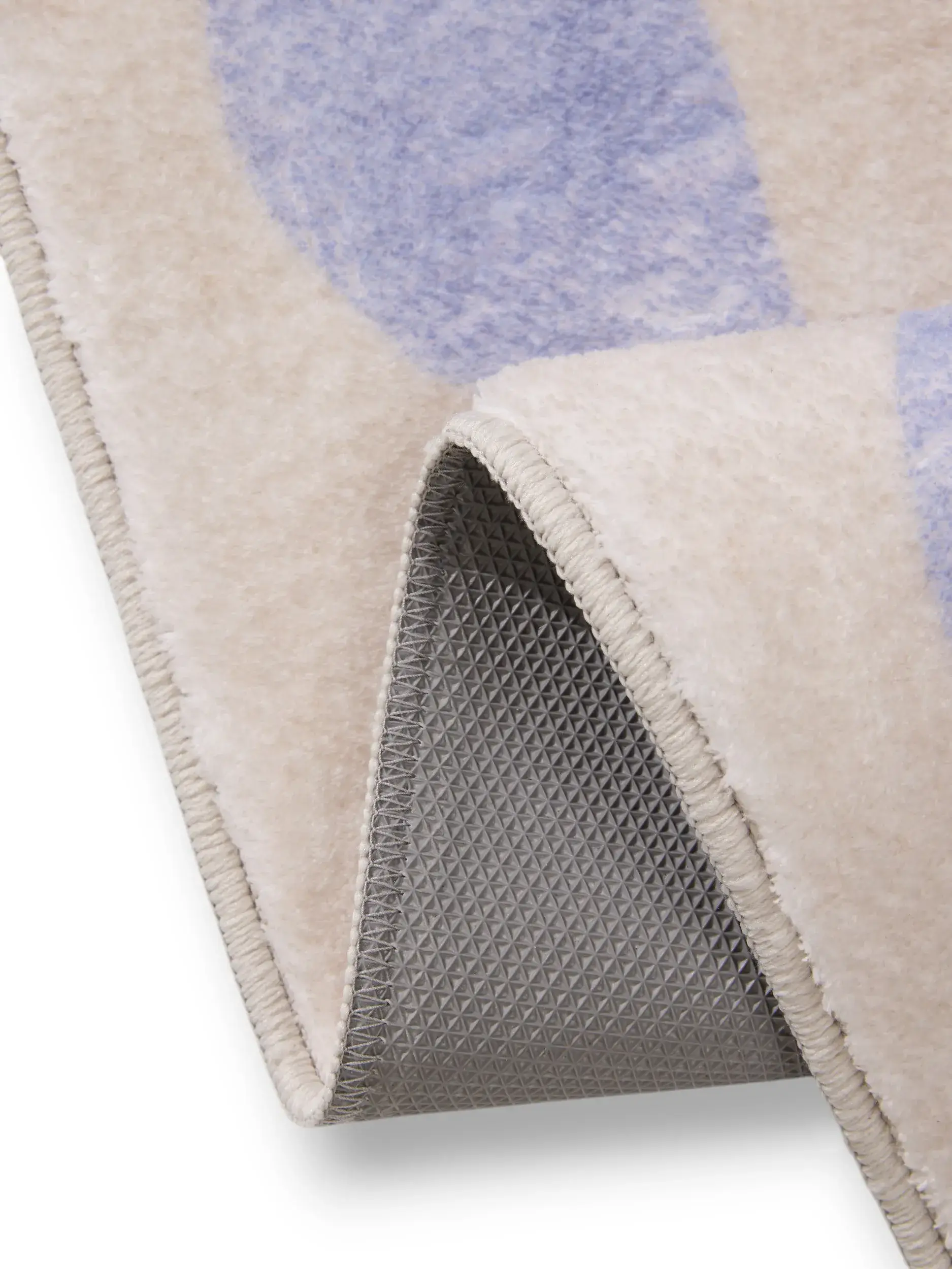 Rug made of 100% Polyester in Purple with a 100% Polyester high pile by benuta Pop