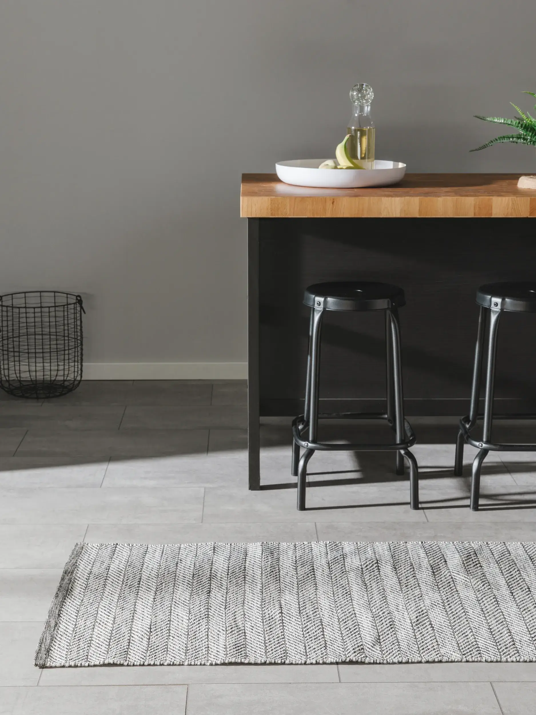 Tappeto di 100% Poliestere (PET riciclato) in Grigio con pelo alto 100% Poliestere (PET riciclato) da benuta pure