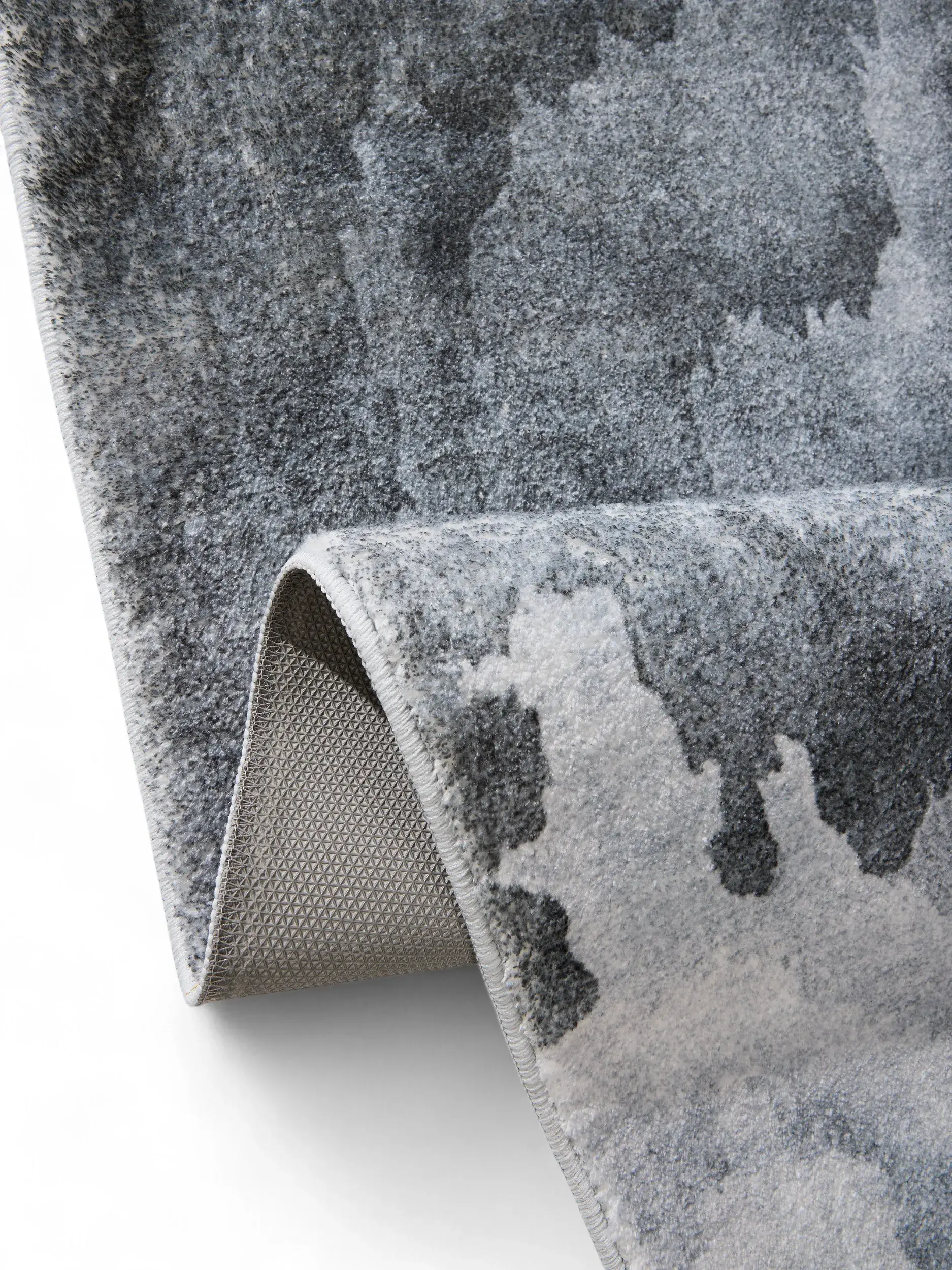Tapijt van 100% Polyester in Grijs met een 100% Polyester hoge pool van benuta POP