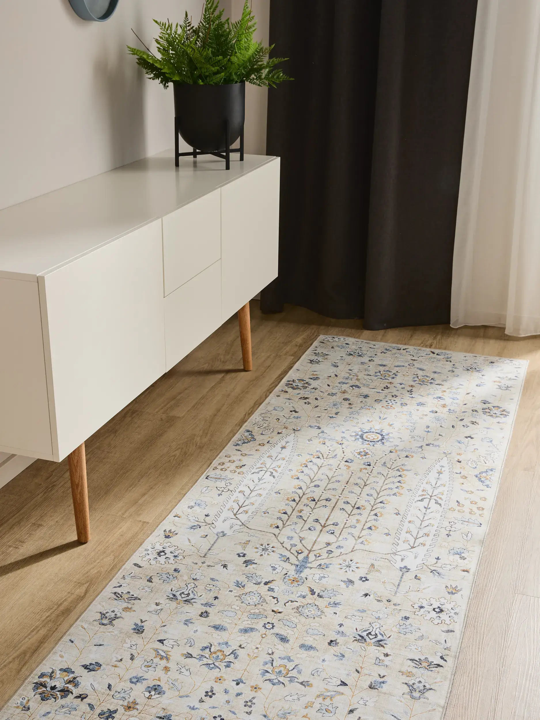 Teppe av 100% Polyester i Beige med 100% Polyester høy lugg fra benuta Basic