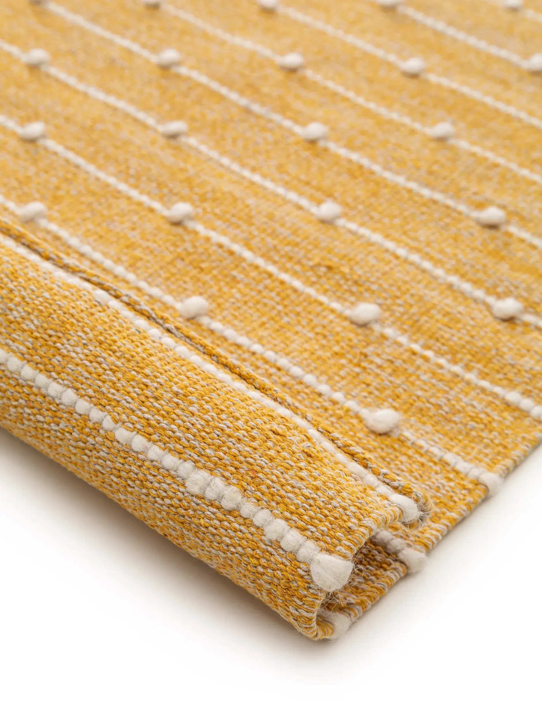 Alfombra de 80% Algodón, 20% Lana en Amarillo con un pelo de {{Placeholder_Pile Height}} de altura de Lytte